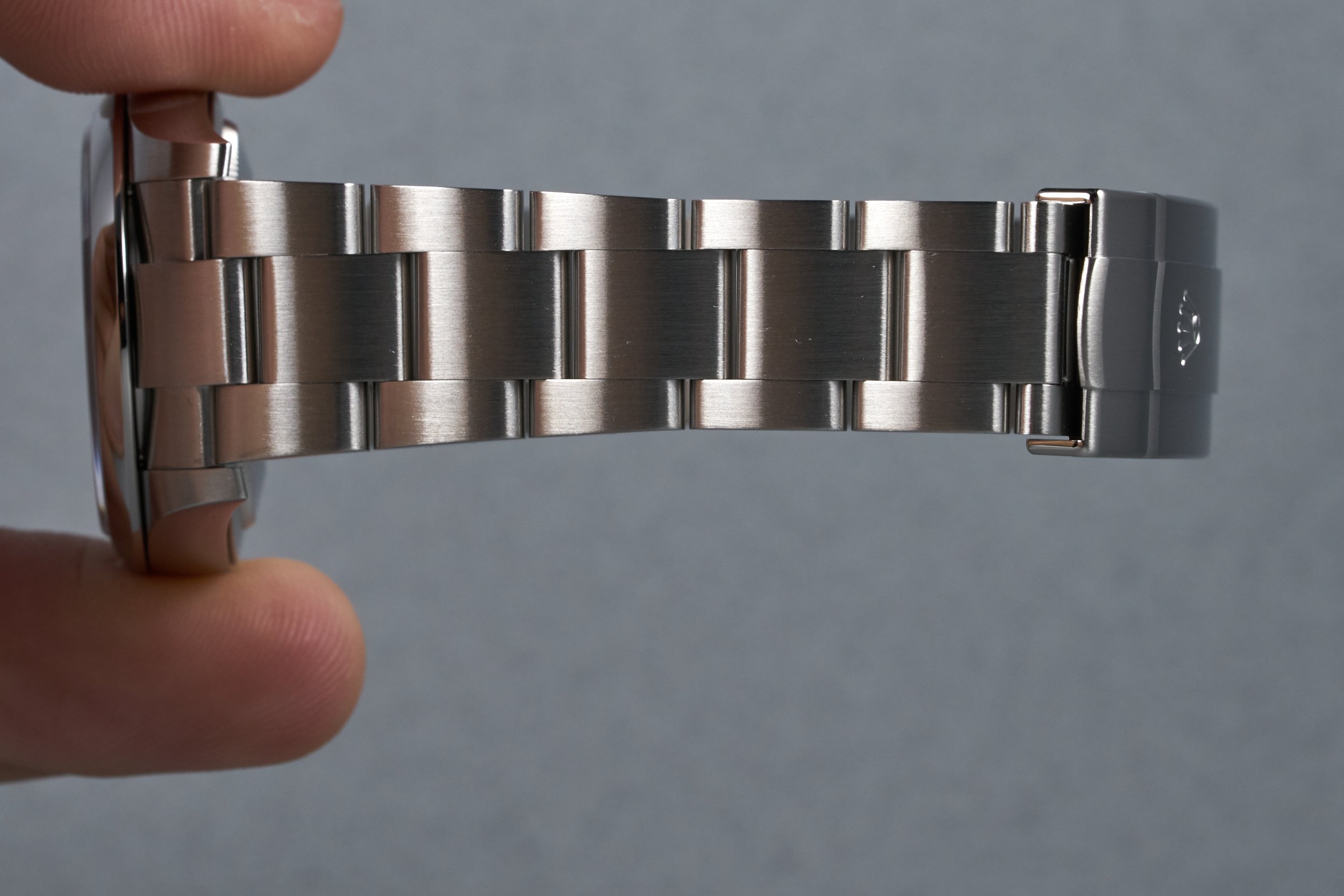 rolex-oyster.perpetual.boxpapers-124200-black.dial-2022-oysterpalace-OP1685-08.jpg