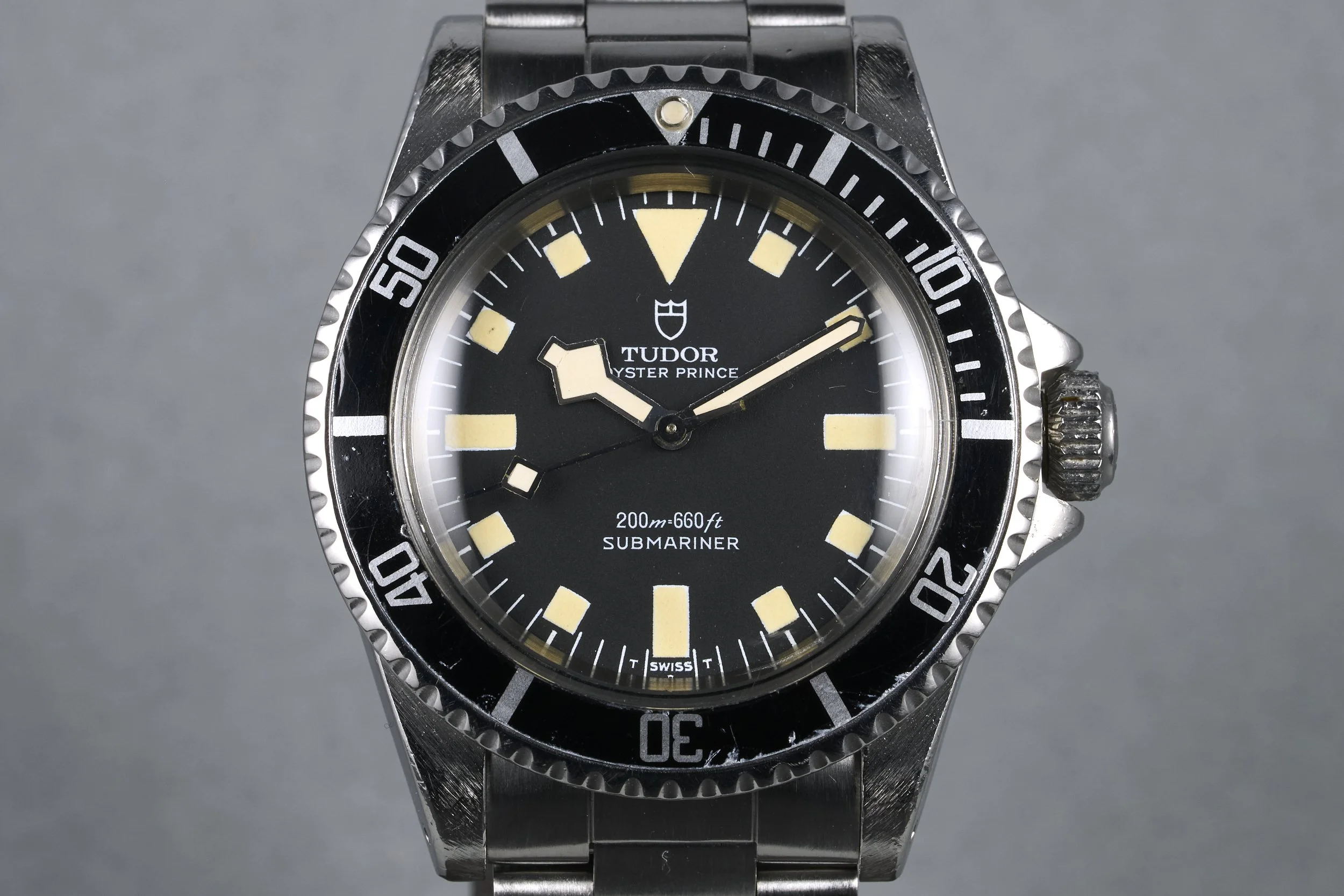 tudor-submariner-94010-black.dial-1979-oysterpalace-OP2223-01.jpg