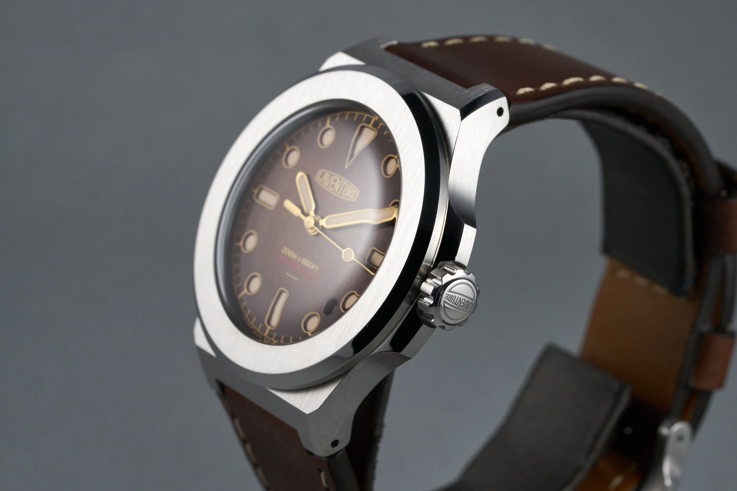 laventure-marine.boxpapers-marine-brown.dial-0X.50-oysterpalace-OP1775-07.jpg