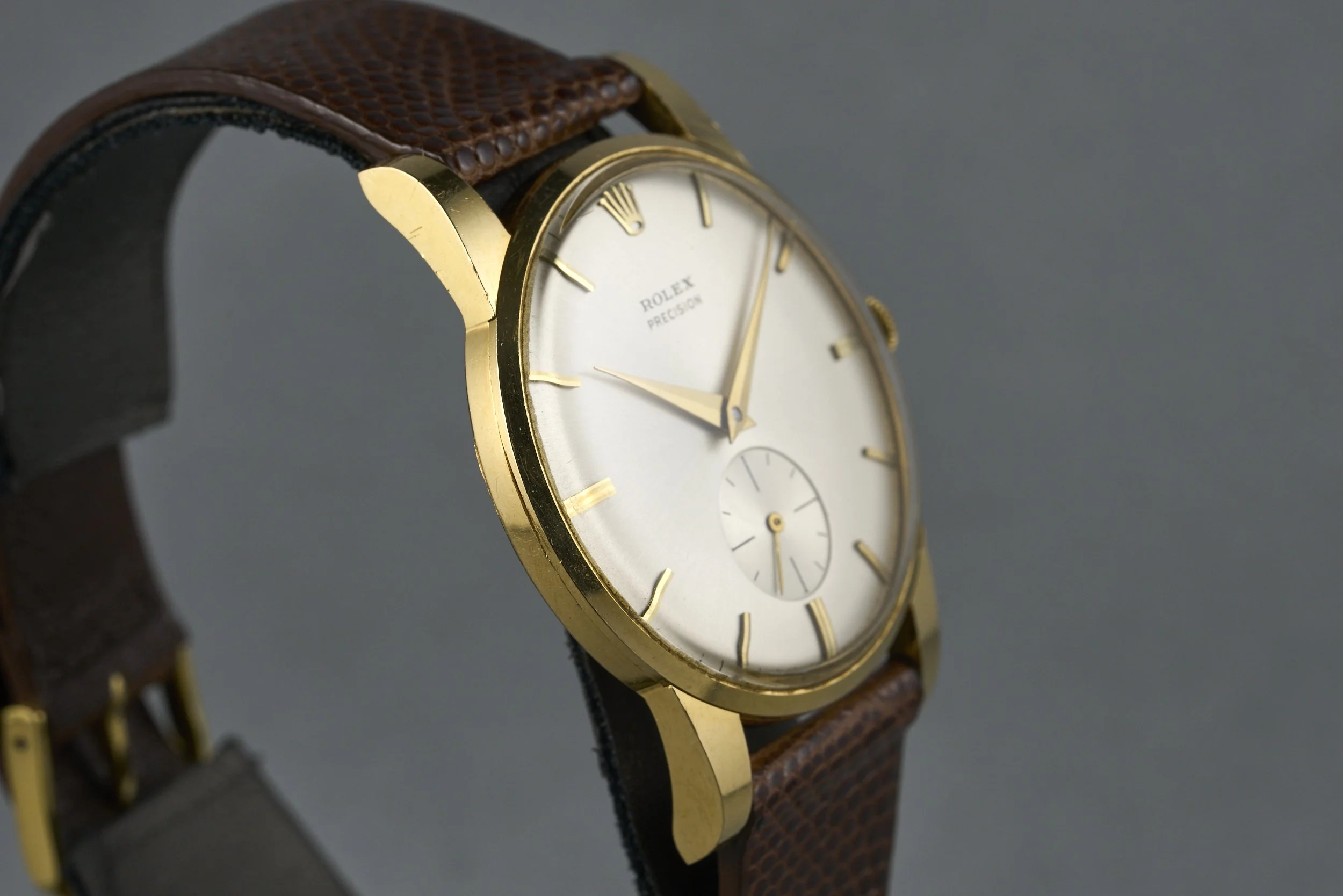 rolex-precision.yellowgold-9726-silver.dial-550xxx-oysterpalace-OP1939-05.jpg