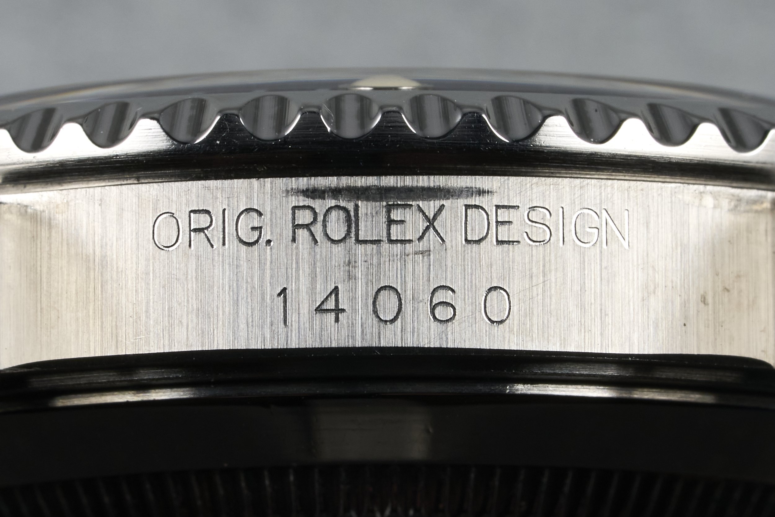 rolex-submairner-14060-tritium.dial-1995.T-oysterpalace-OP2130-11.jpg