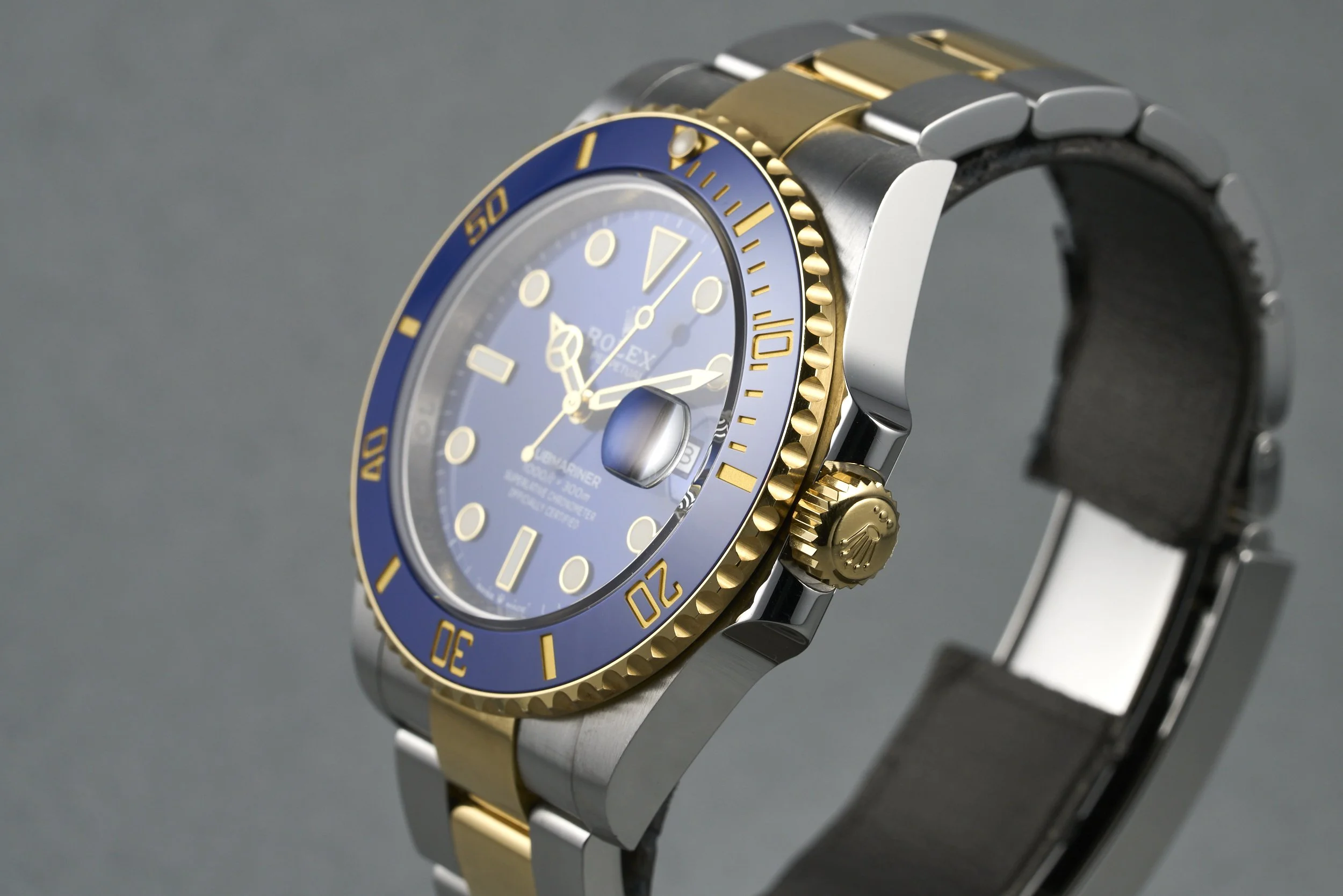rolex-submariner.twotone.boxpapers-126613lb-blue.dial-2022-oysterpalace-OP2203-06.jpg