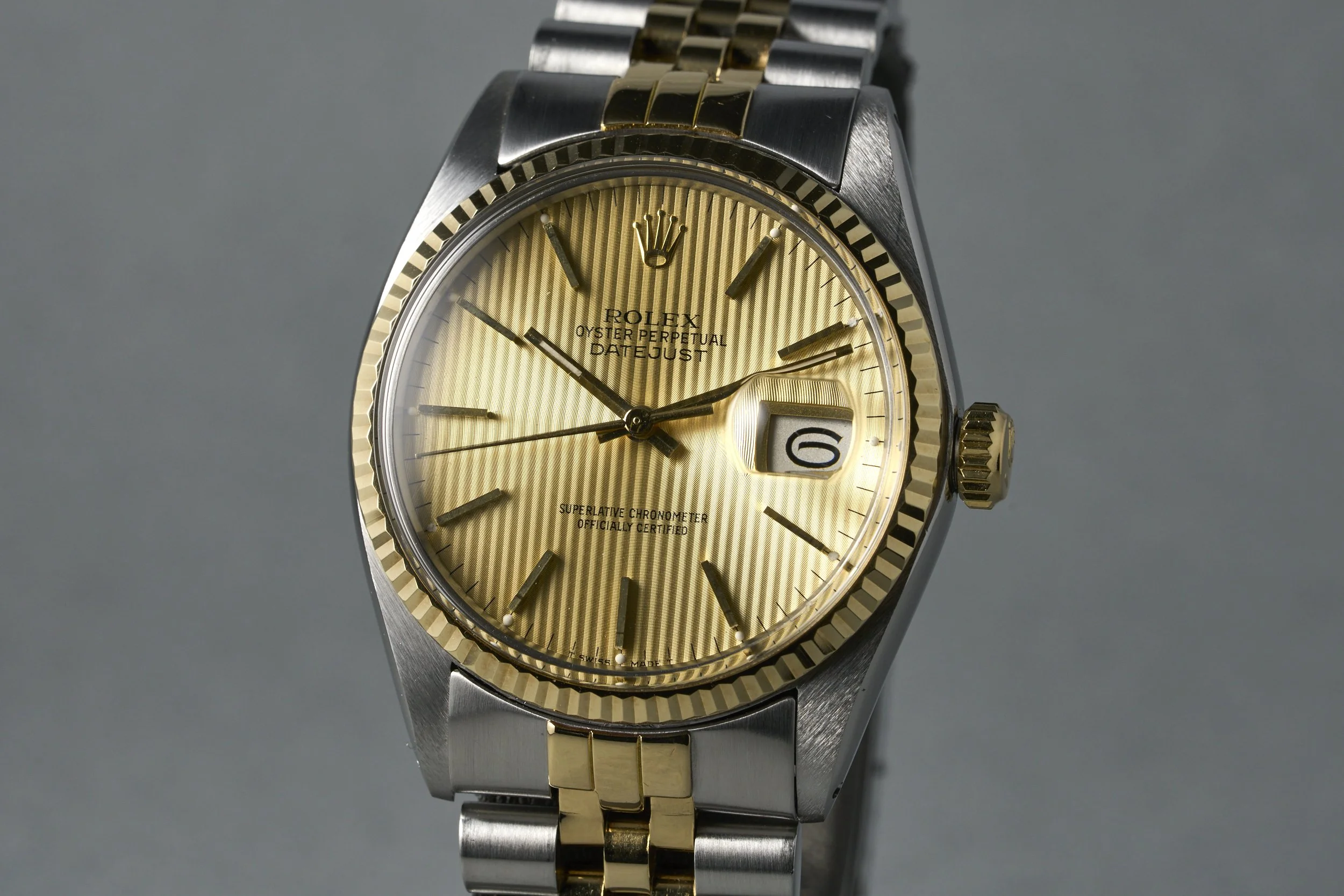 rolex-datejust.twotone-16013-champagne.tapestry.dial-5.5mill-oysterpalace-OP2191-05.jpg