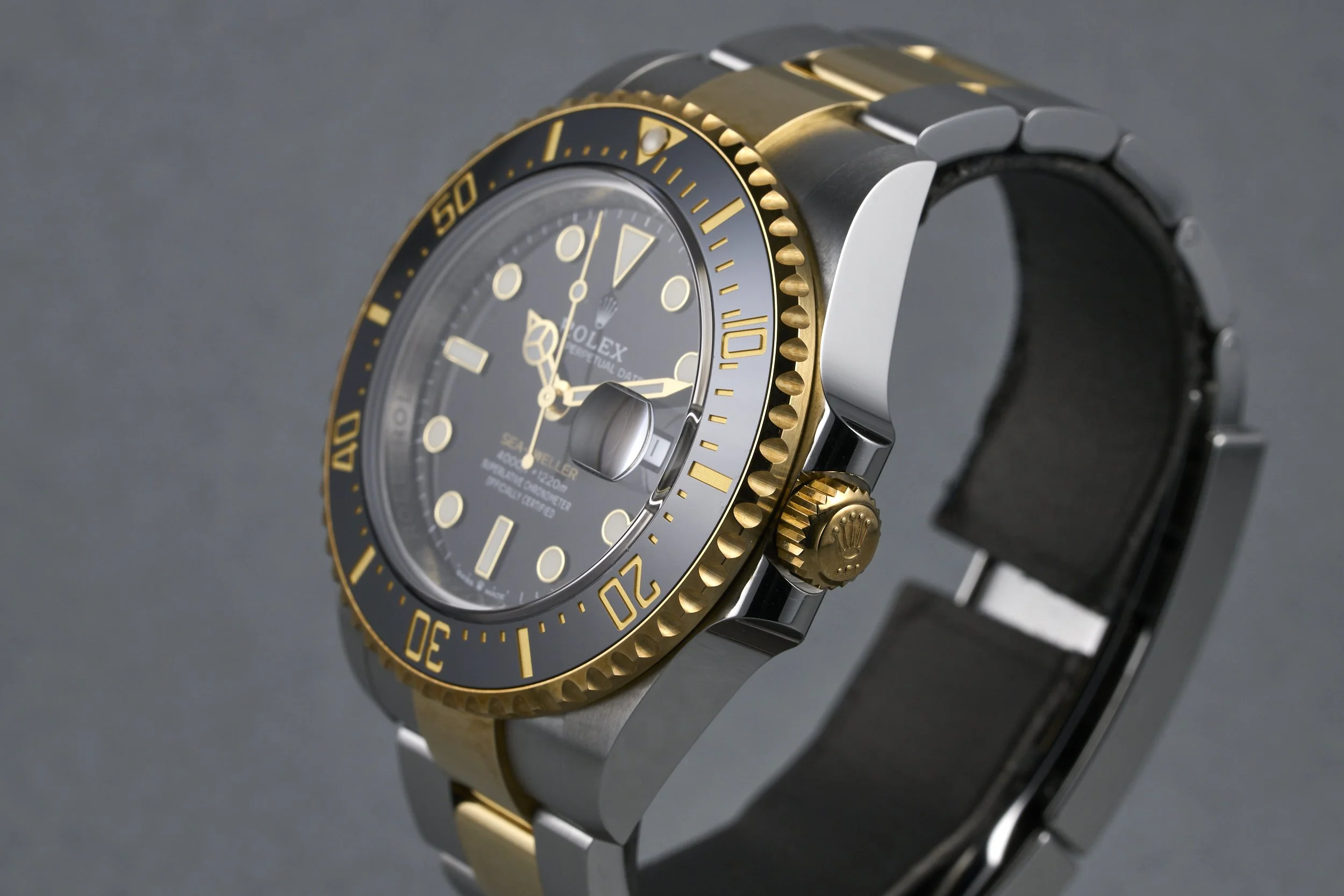 rolex-seadweller.twotone.boxpapers-126603lb-black.dial-2022-oysterpalace-OP2202-06.jpg