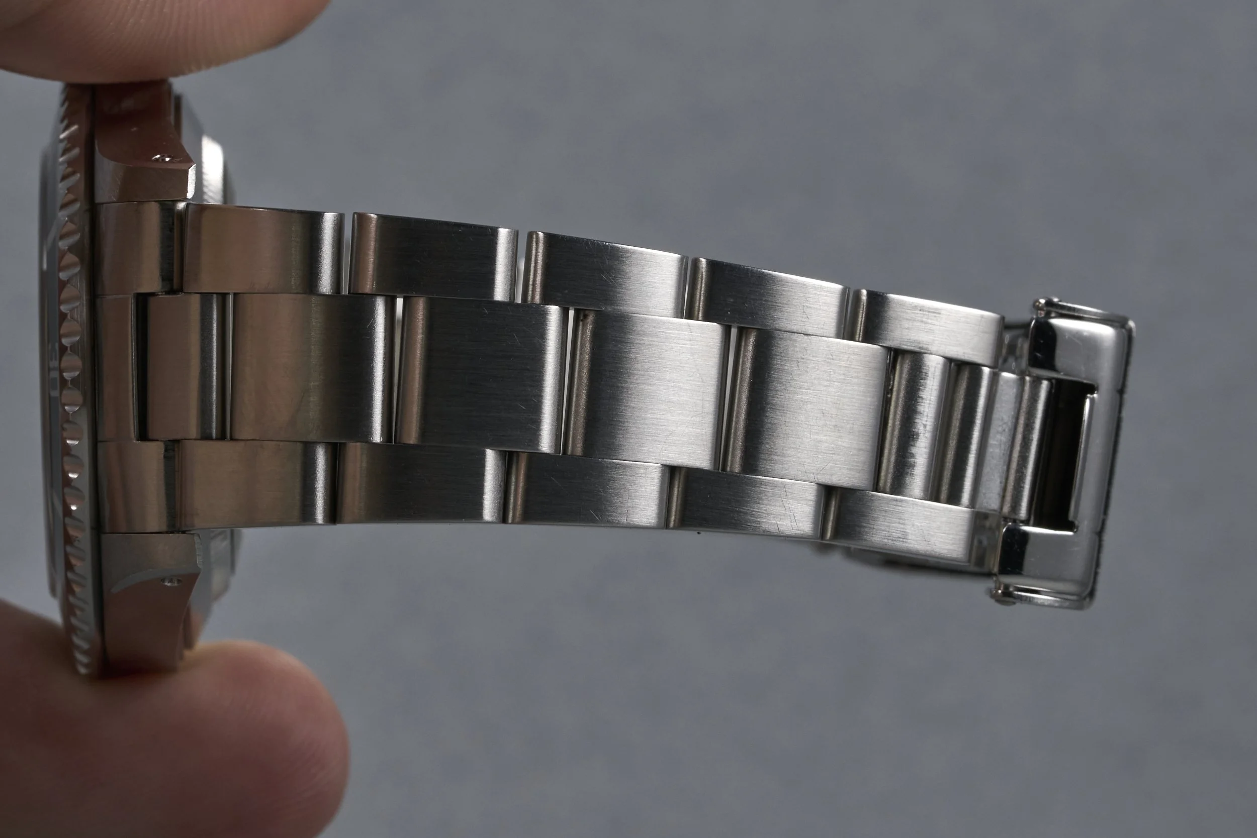 rolex-submariner-14060-swiss.only.dial-1999-oysterpalace-OP2287-08.jpg