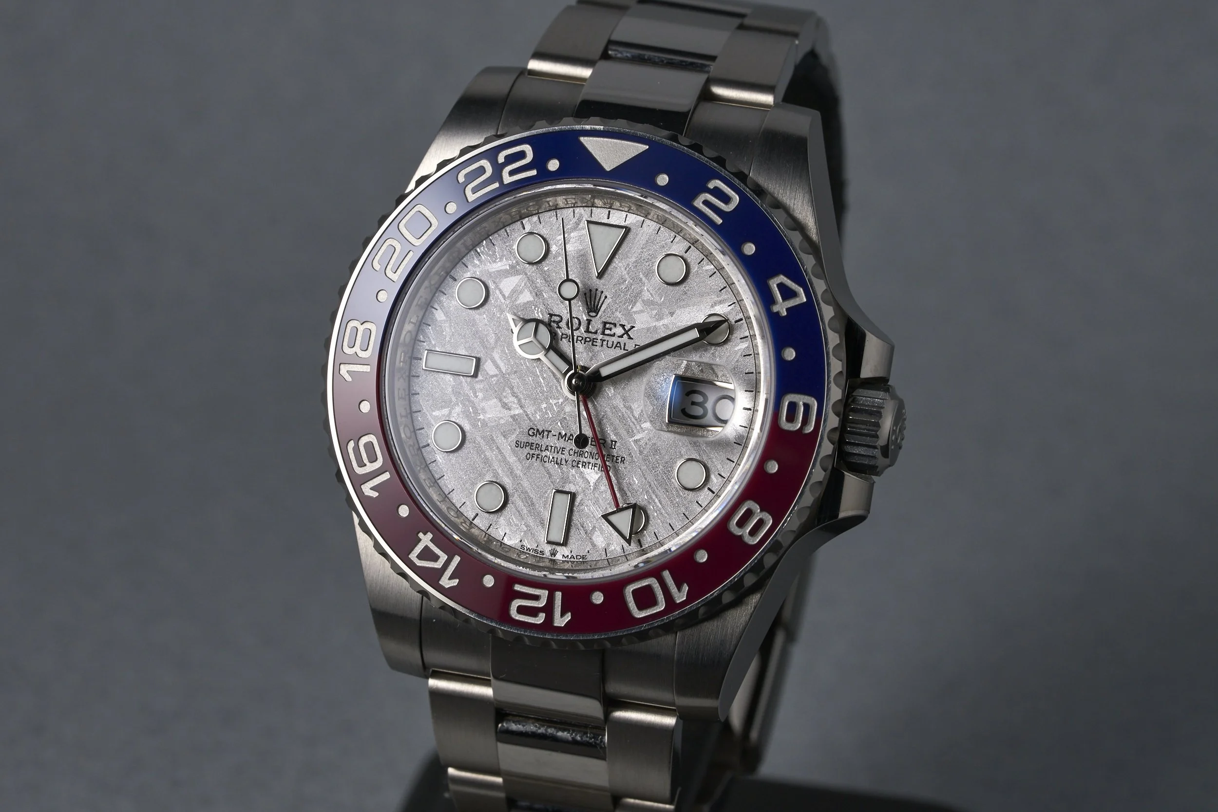 rolex-gmt2.whitegold.boxpapers-126719BLRO-meteorite.dial-2022-oysterpalace-OP2241-03.jpg