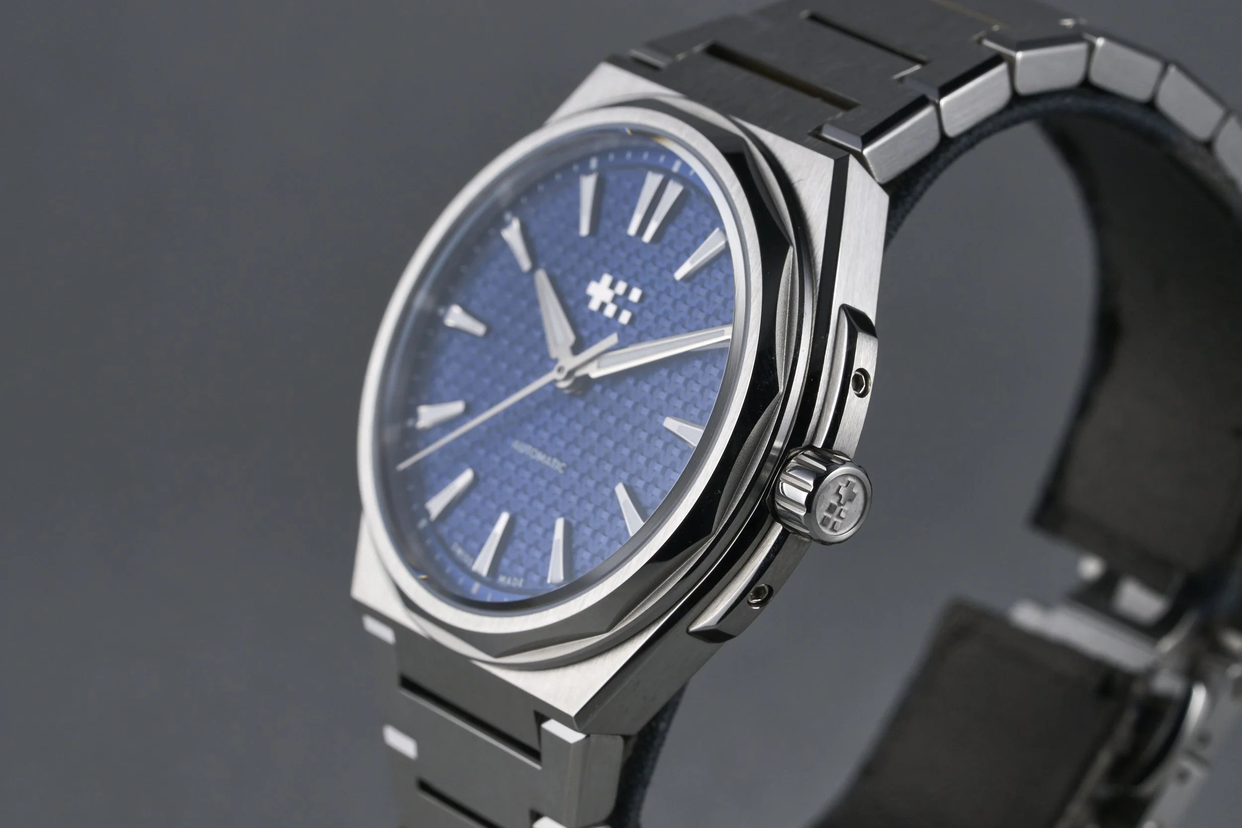 chistopherward-twelve.boxpapers-glacier.blue-cobalt.dial-2023-oysterpalace-OP2254-06.jpg
