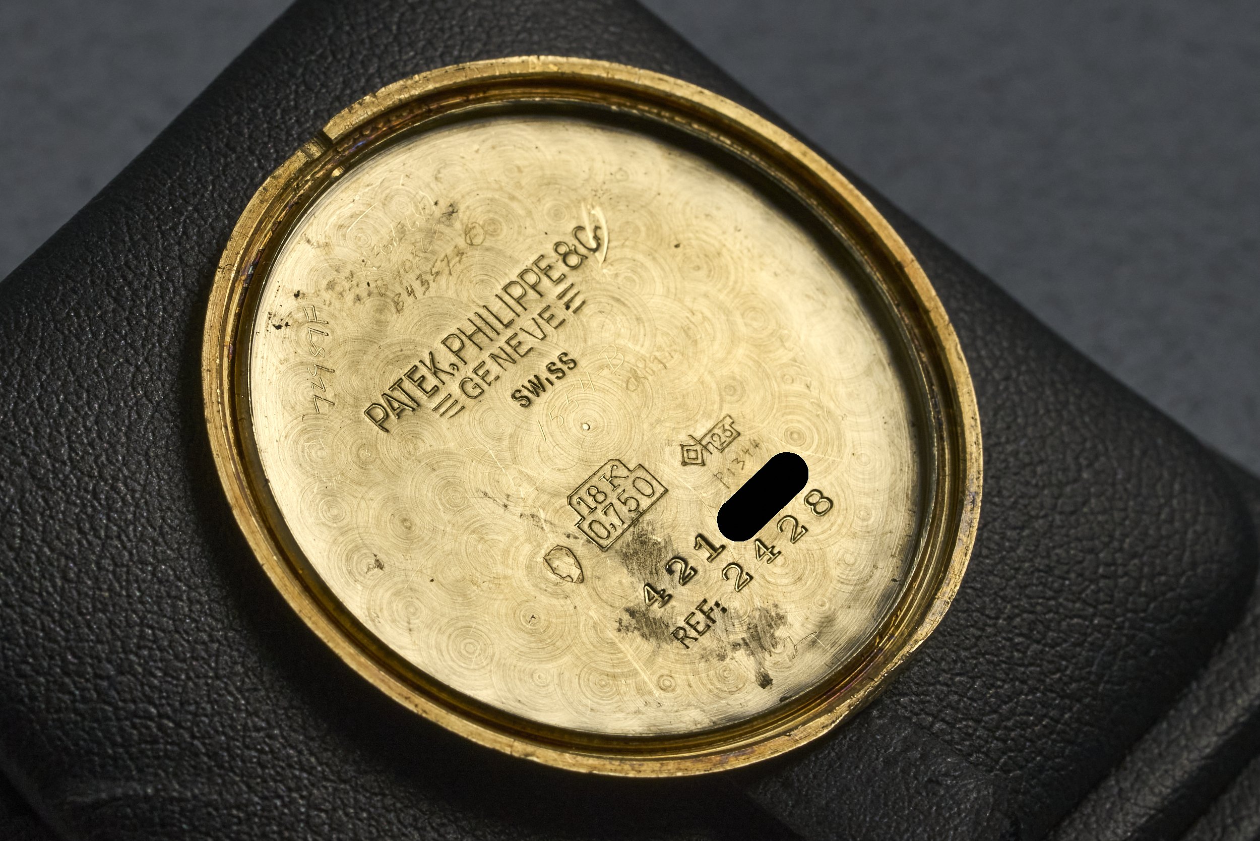 patekphilippe-calatrava.yellowgold.servicepapers-2428-refinished.dial-1940s-oysterpalace-OP2257-10.jpg