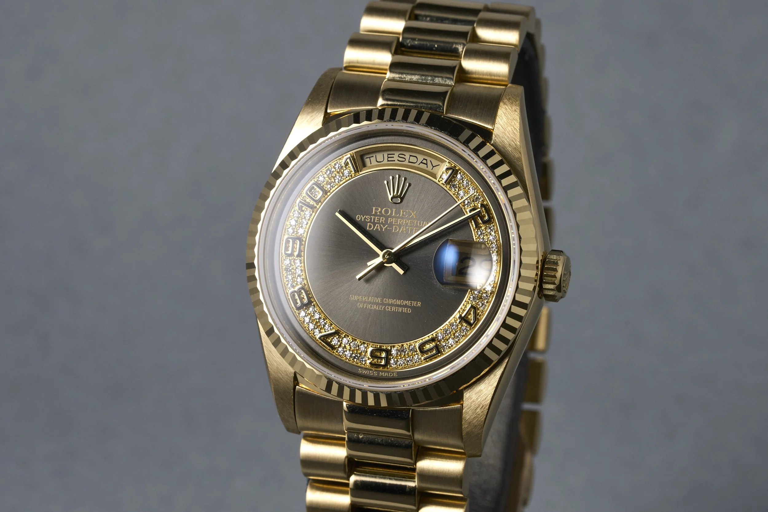 rolex-daydate.yellowgold.rscpapers-18238-arabic.myriad.dial-1988.L-oysterpalace-OP2283-03.jpg