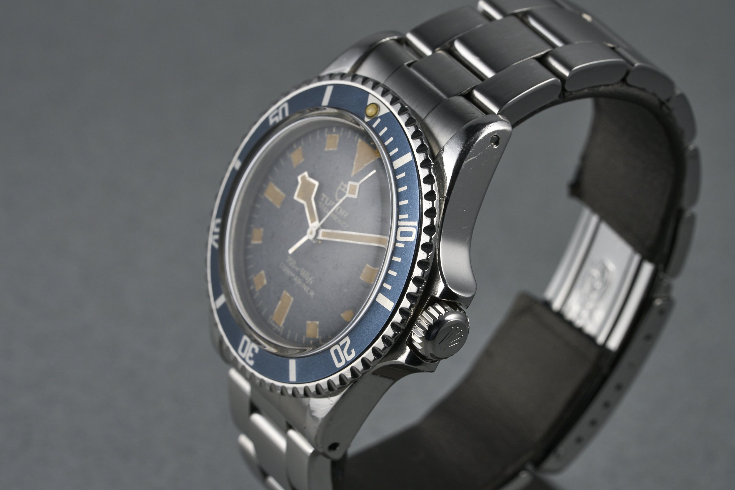 tudor-submariner-7016.0-blue.snowflake.dial-780.xxx-oysterpalace-OP2193-07.jpg