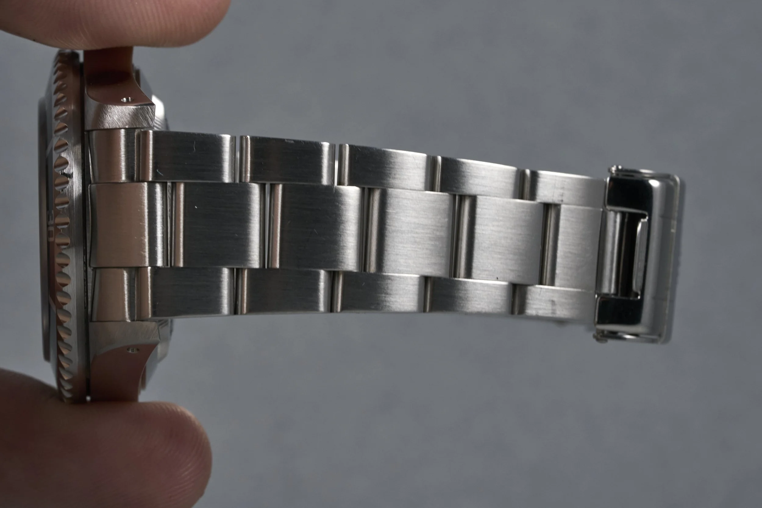 rolex-seadweller.boxpapers-16600-swiss.dial-1999.A-oysterpalace-OP2304-08.jpg
