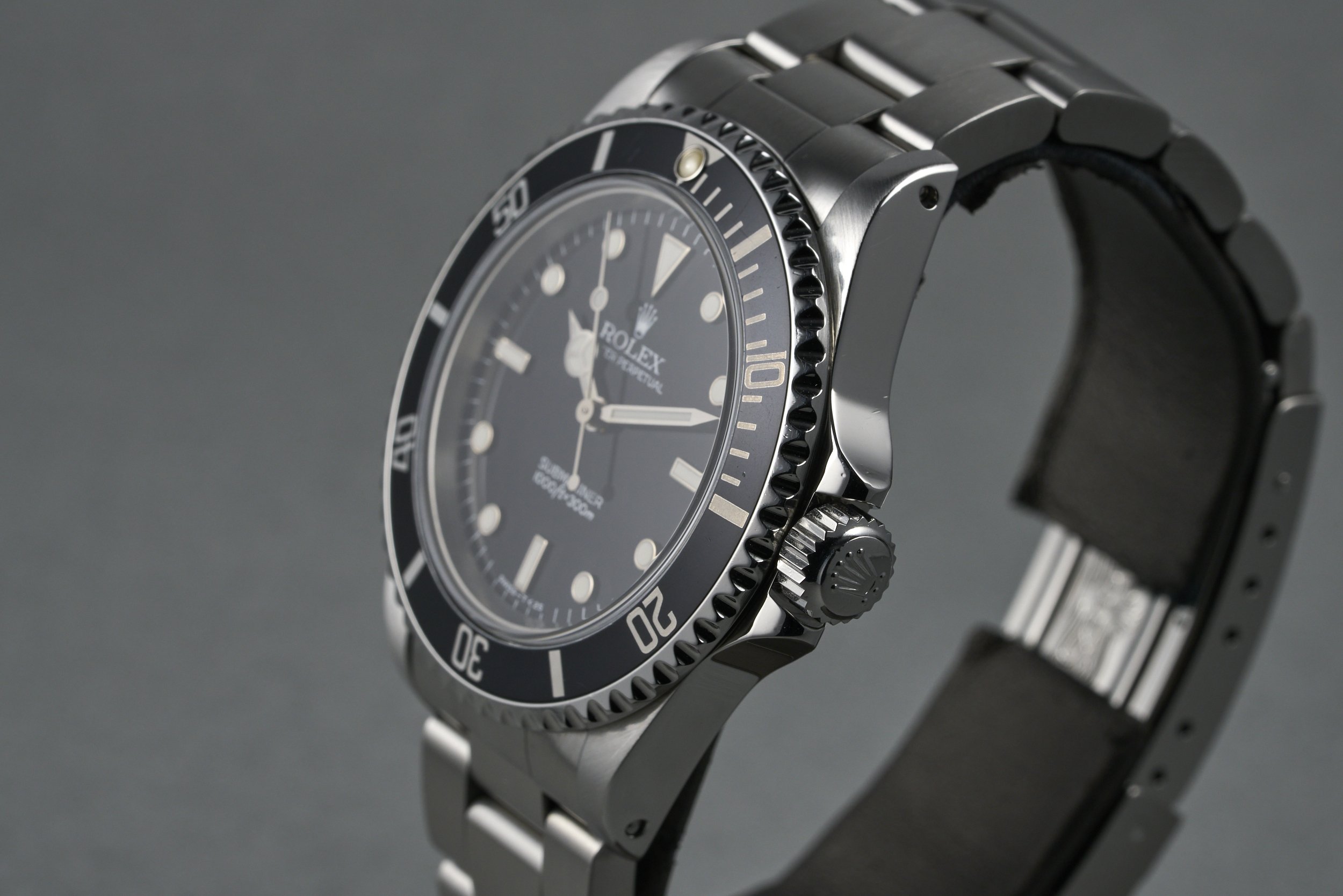 rolex-submairner-14060-tritium.dial-1995.T-oysterpalace-OP2130-06.jpg