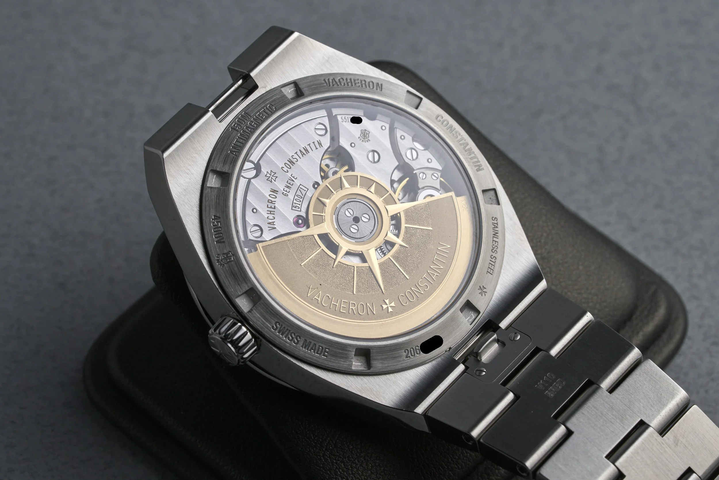 VacheronConstantin-overseas.boxpapers-4500v-blue.dial-2021-oysterpalace-OP2298-09.jpg