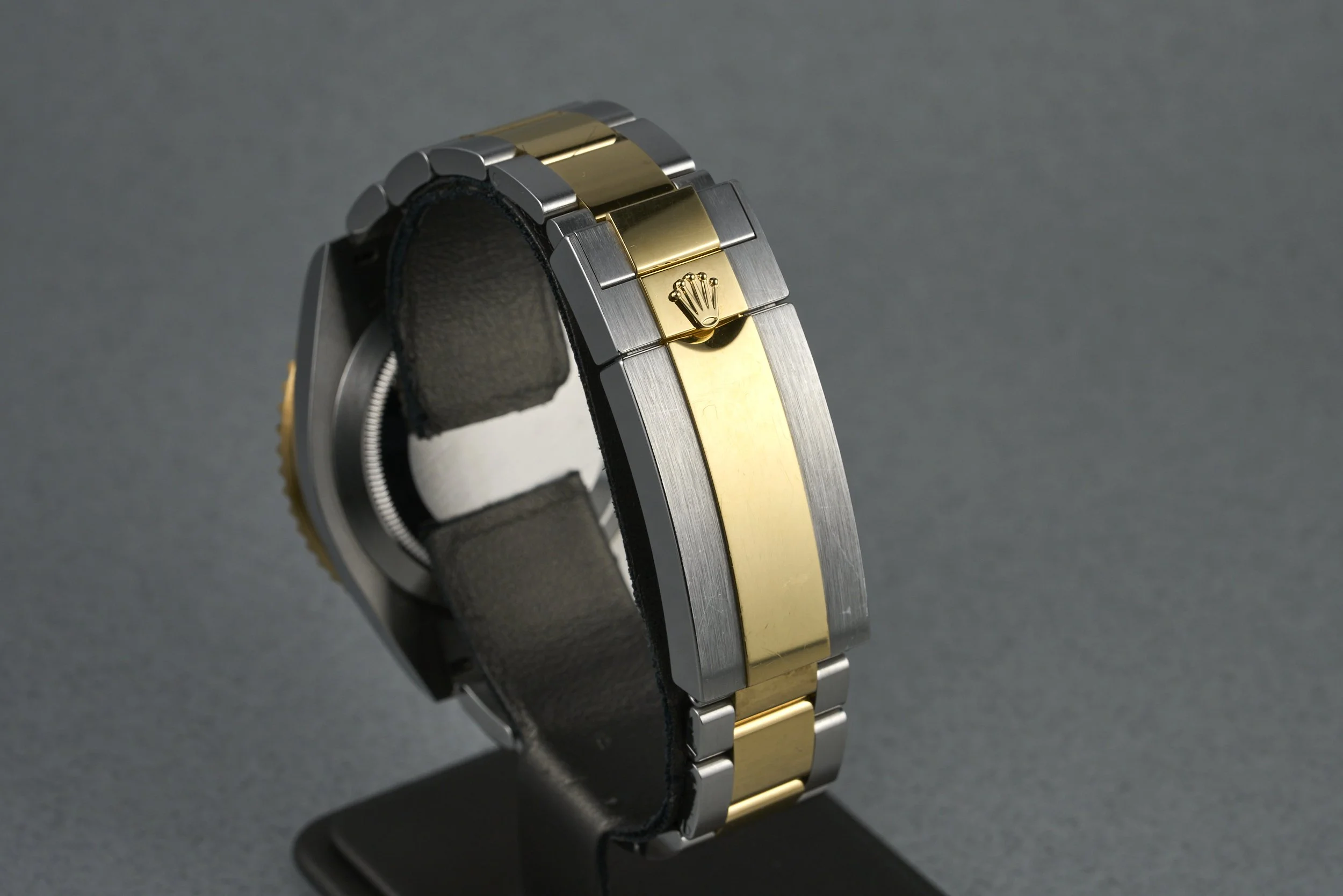 rolex-submariner.twotone.boxpapers-126613lb-blue.dial-2022-oysterpalace-OP2203-07.jpg