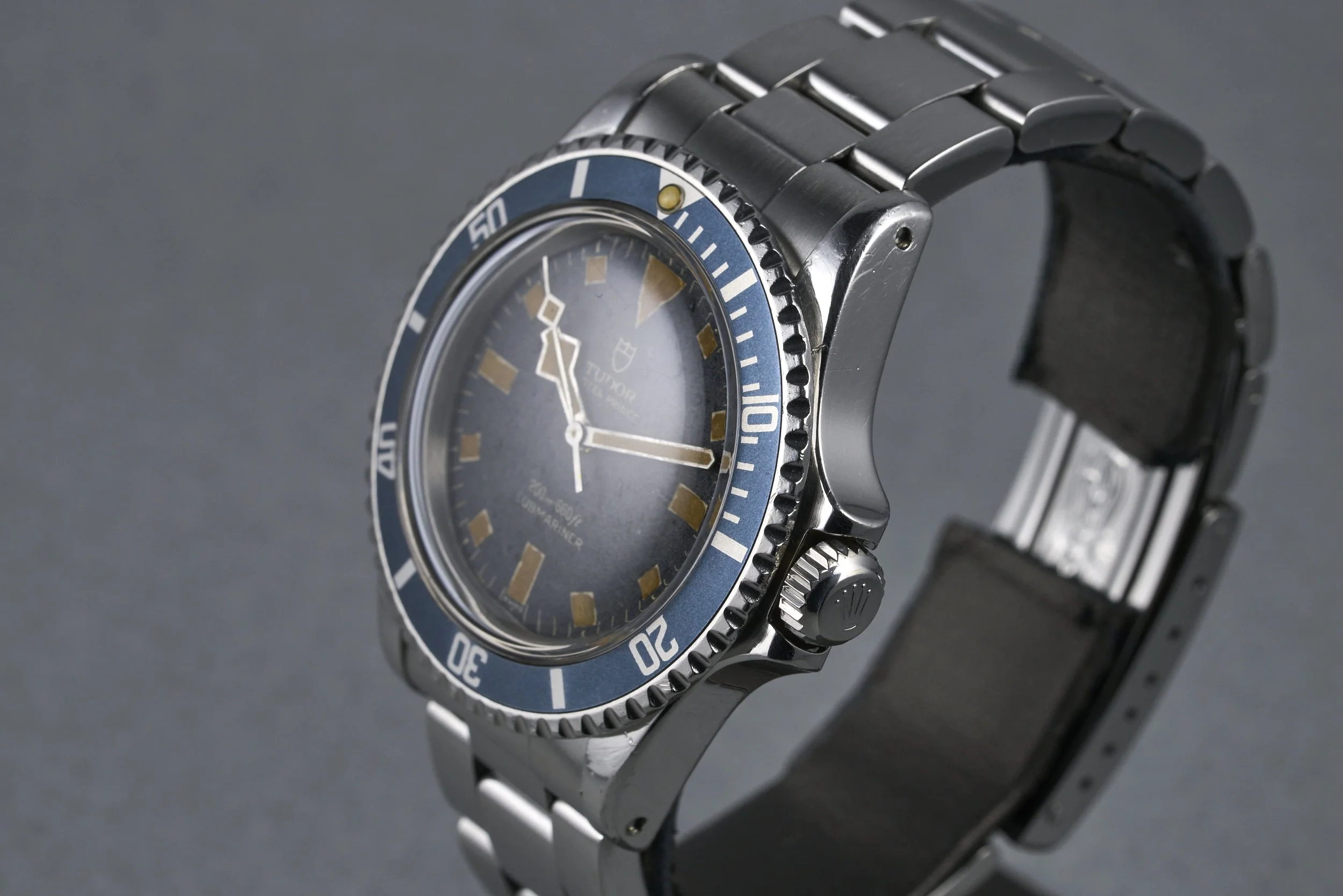 tudor-submariner-7016-blue.snowflake.dial-780xxx-oysterpalace-OP2268-07.jpg