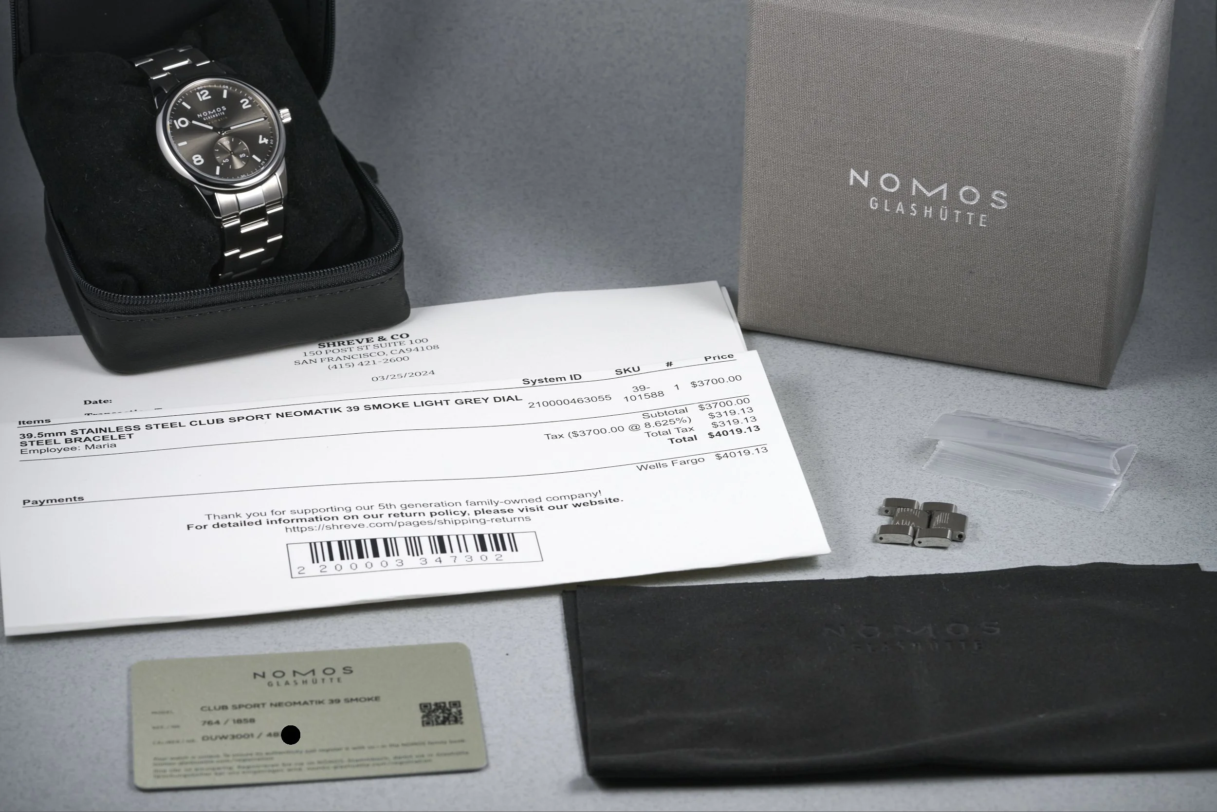 nomos-club.sport.neomatik.boxpapers-764-smoke.dial-2024-oysterpalace-OP2232-11.jpg