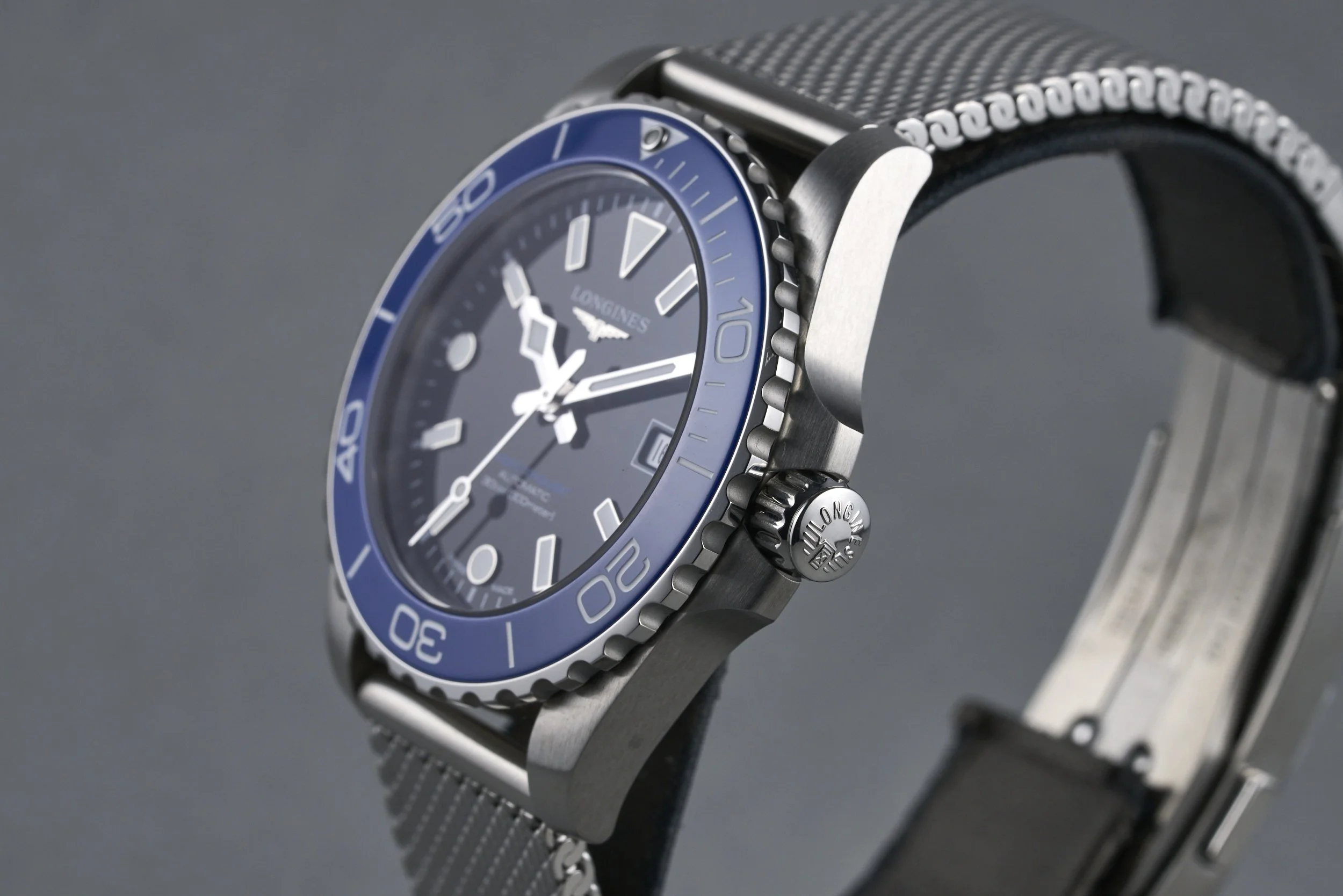 longines-hydroconquest.boxpapers-L3.779.4.90.6-black.dial-2026-oysterpalace-OP2331-06.jpg