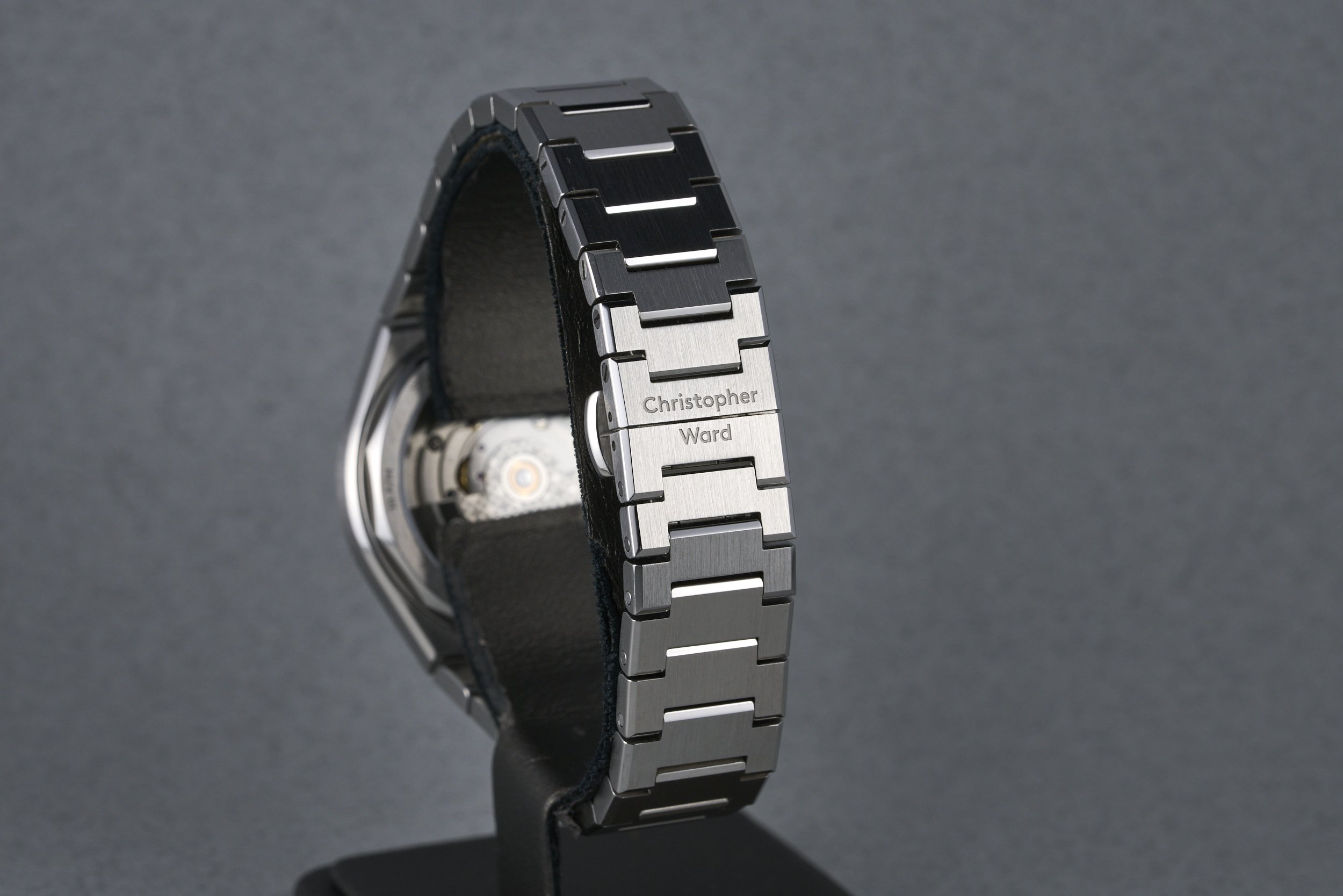 chistopherward-twelve.boxpapers-nordic.blue-light.blue.dial-2023-oysterpalace-OP2255-07.jpg