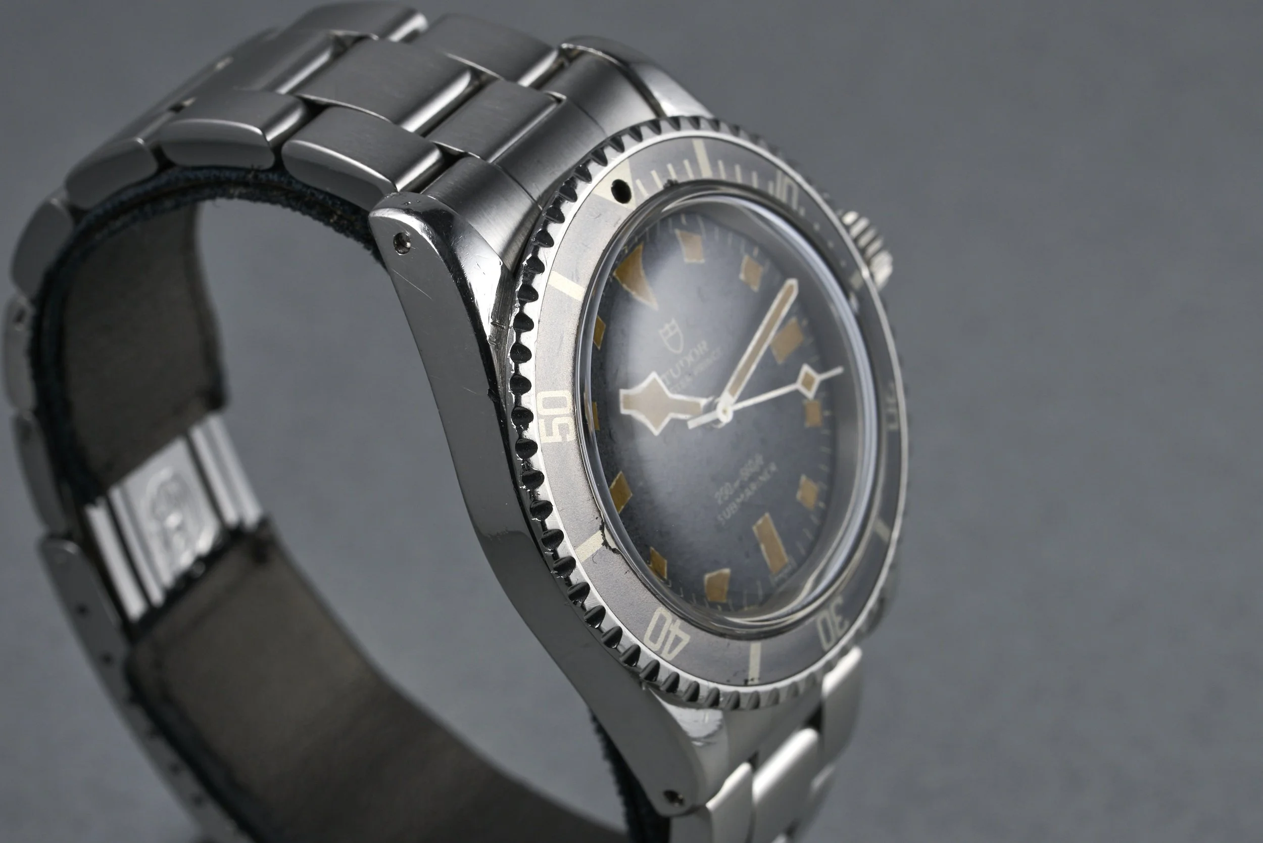 tudor-submariner-7016-blue.snowflake.dial-780.xxx-oysterpalace-OP2268-06.jpg