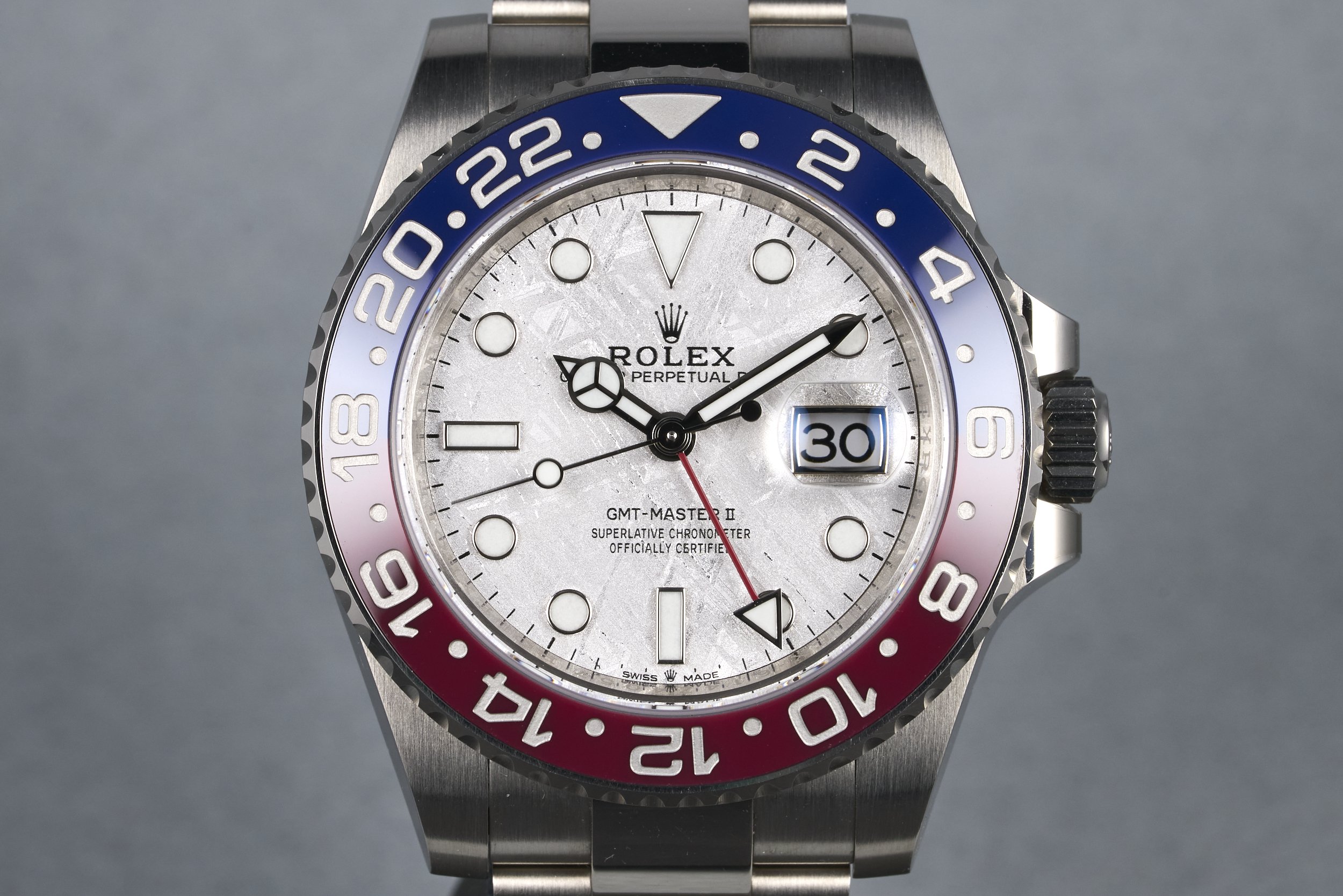 rolex-gmt2.whitegold.boxpapers-126719BLRO-meteorite.dial-2022-oysterpalace-OP2241-01.jpg