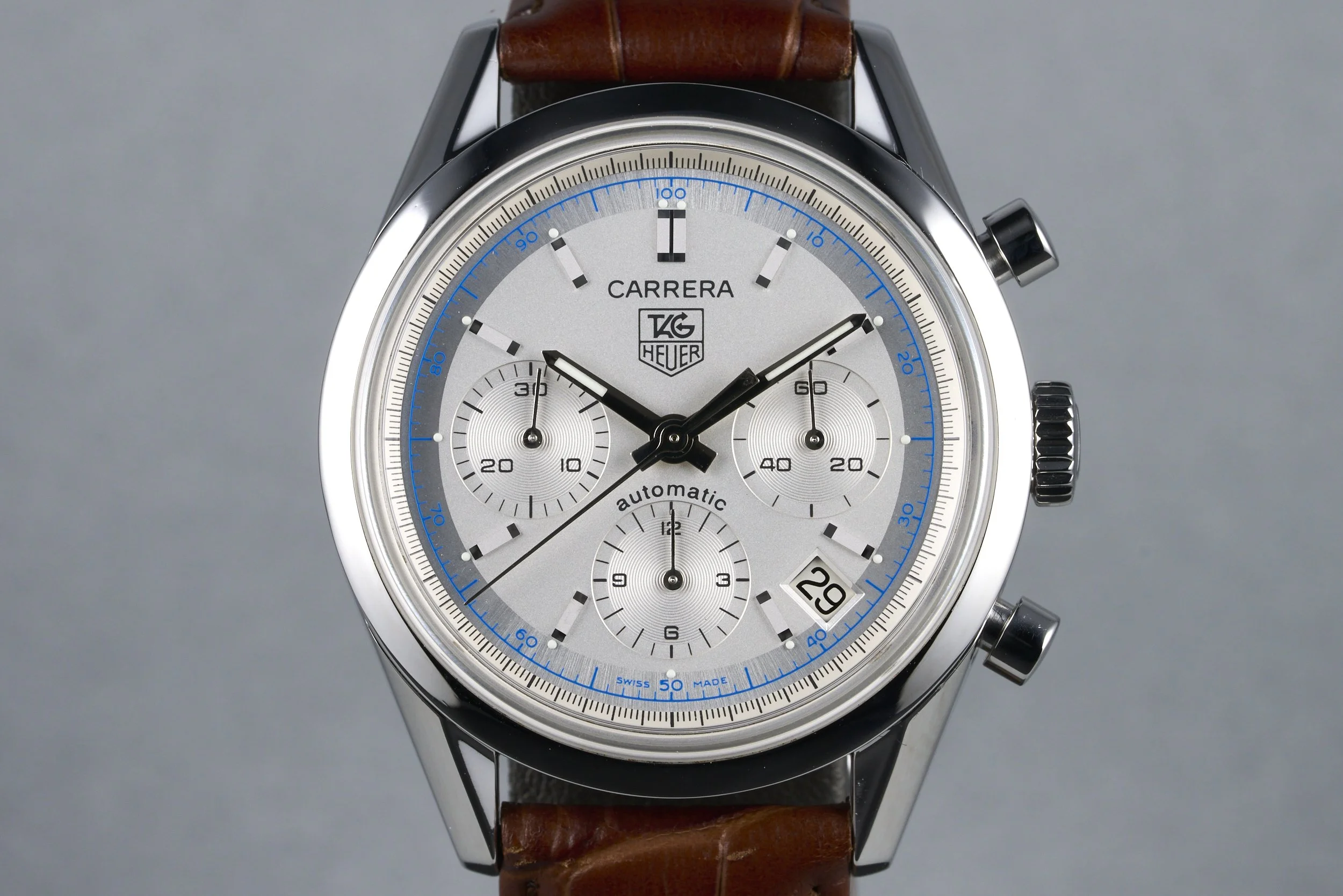 tagheuer-carrera-cv2110-0-silver.dial-2000s-oysterpalace-OP2228-01.jpg