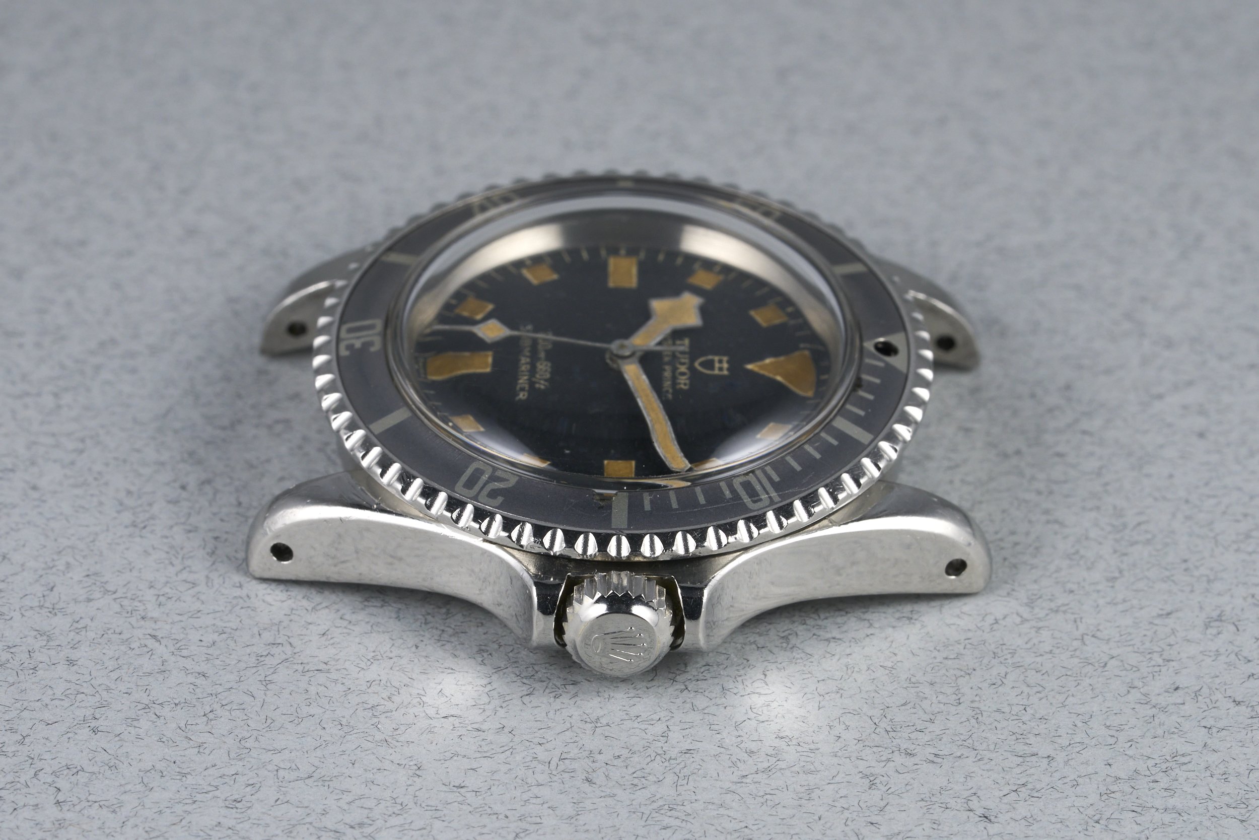 tudor-submariner-7016-blue.snowflake.dial-780.xxx-oysterpalace-OP2268-11.jpg