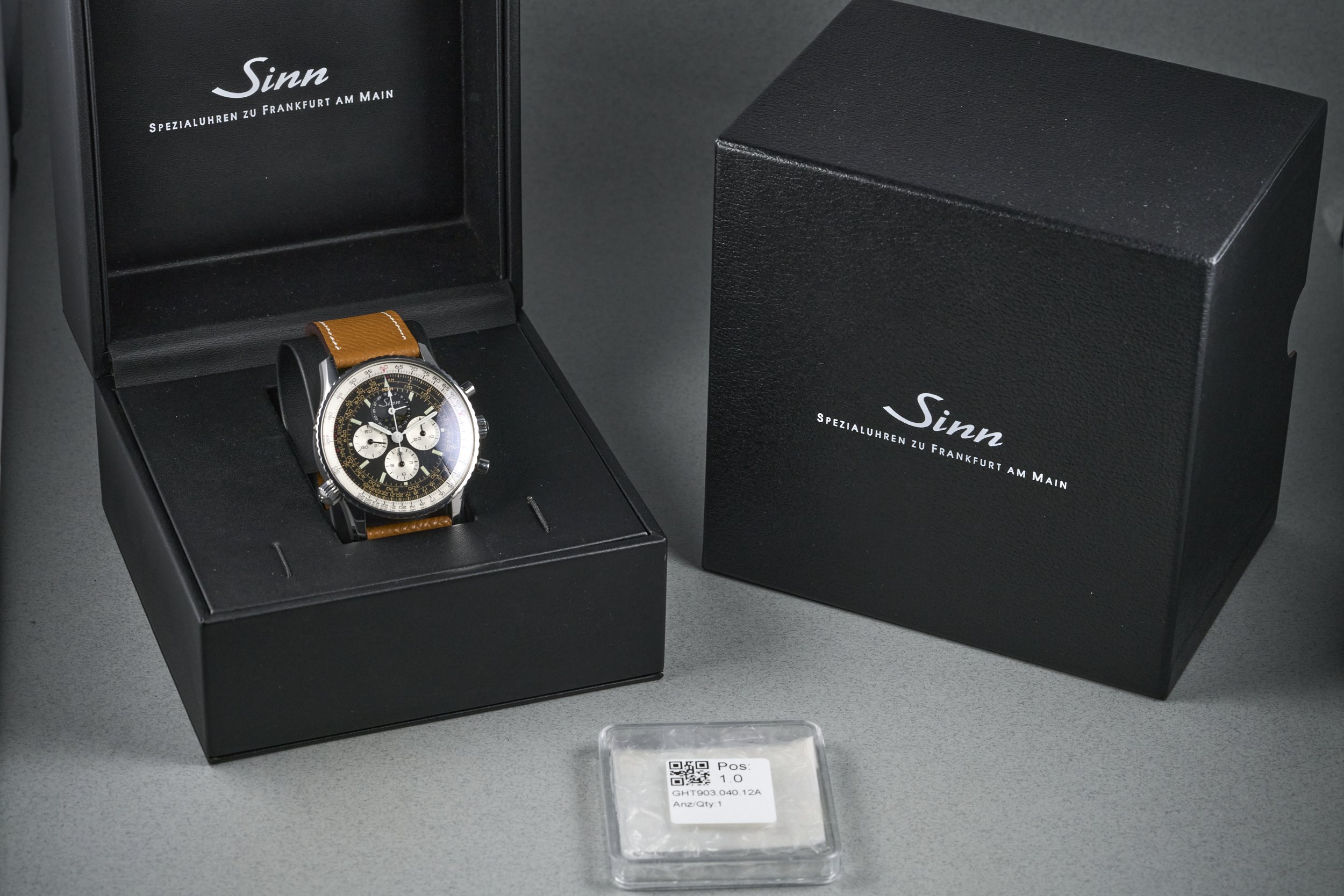 sinn-klassik.box-903.081-reverse.panda.dial-2009-oysterpalace-OP2153-09.jpg