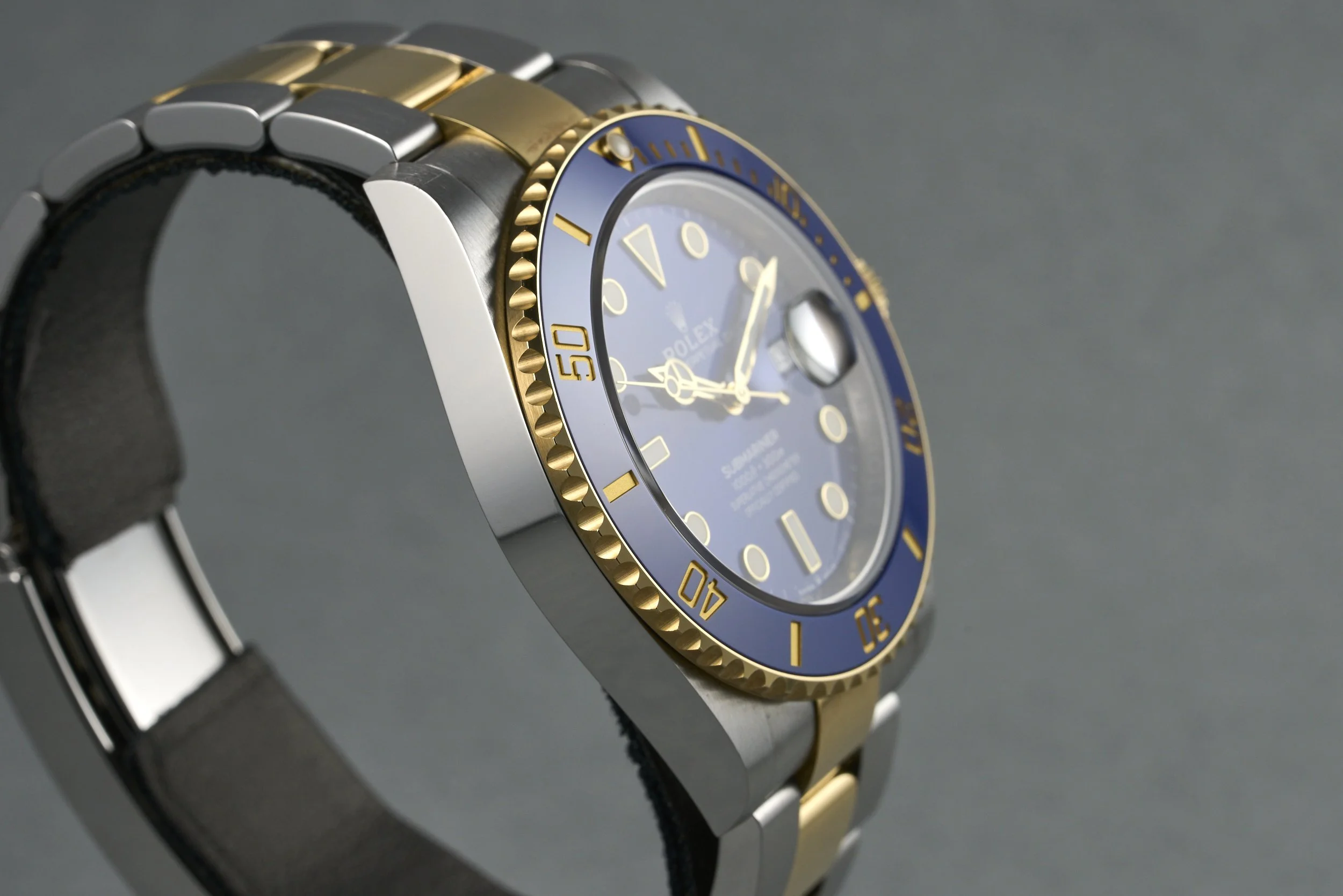 rolex-submariner.twotone.boxpapers-126613lb-blue.dial-2022-oysterpalace-OP2203-05.jpg