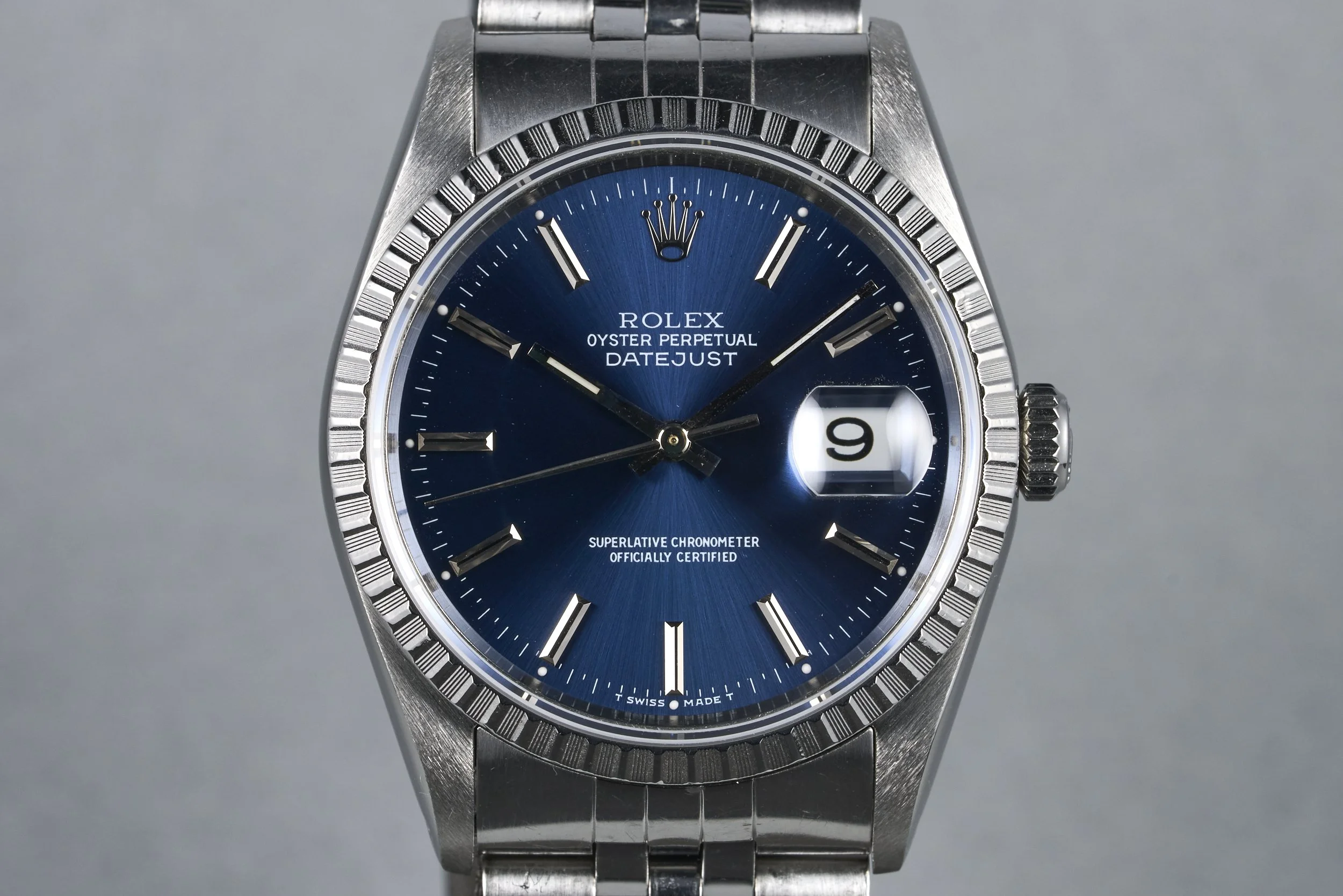 rolex-datejust-16220-blue.dial-1991.X-oysterpalace-OP2176-01.jpg