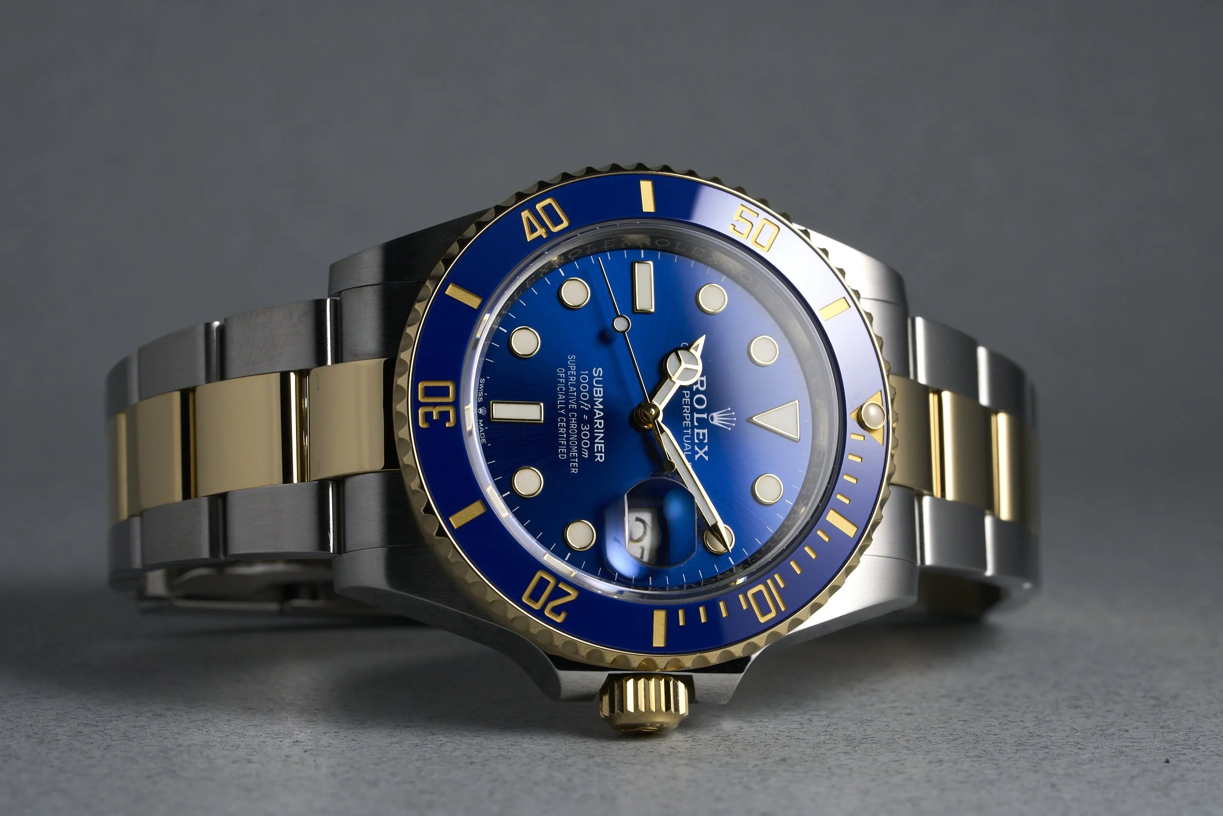 rolex-submariner.twotone.boxpapers-126613LB-blue.dial-2022-oysterpalace-OP2210-11.jpg