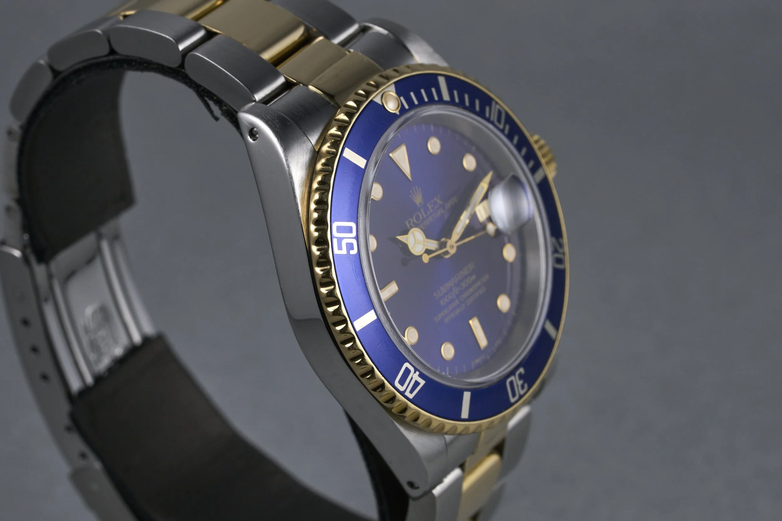 rolex-submariner.twotone-16613-blue.purple.dial-1990.E-oysterpalace-OP2170-06 1.jpg