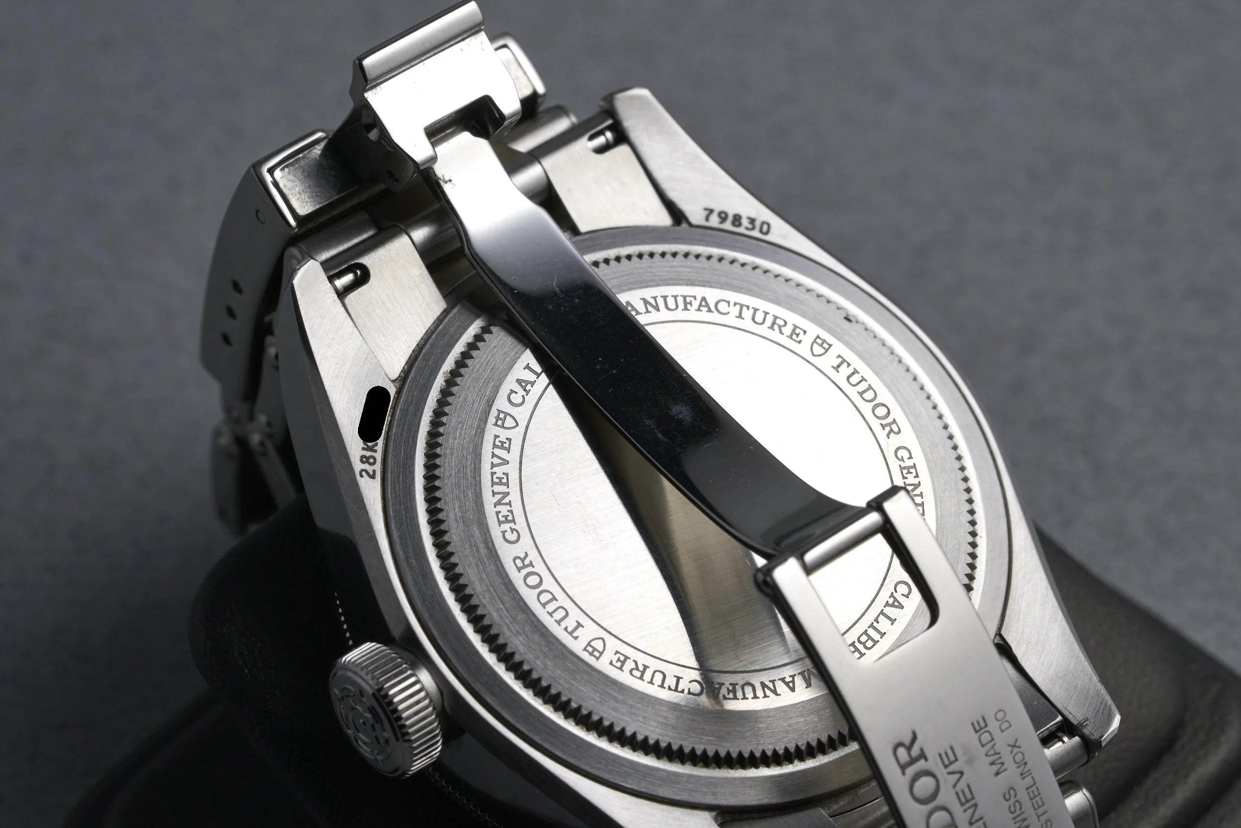 tudor-black.bay.gmt.boxpapers-79830RB-black.dial-2018-oysterpalace-OP2285-09.jpg