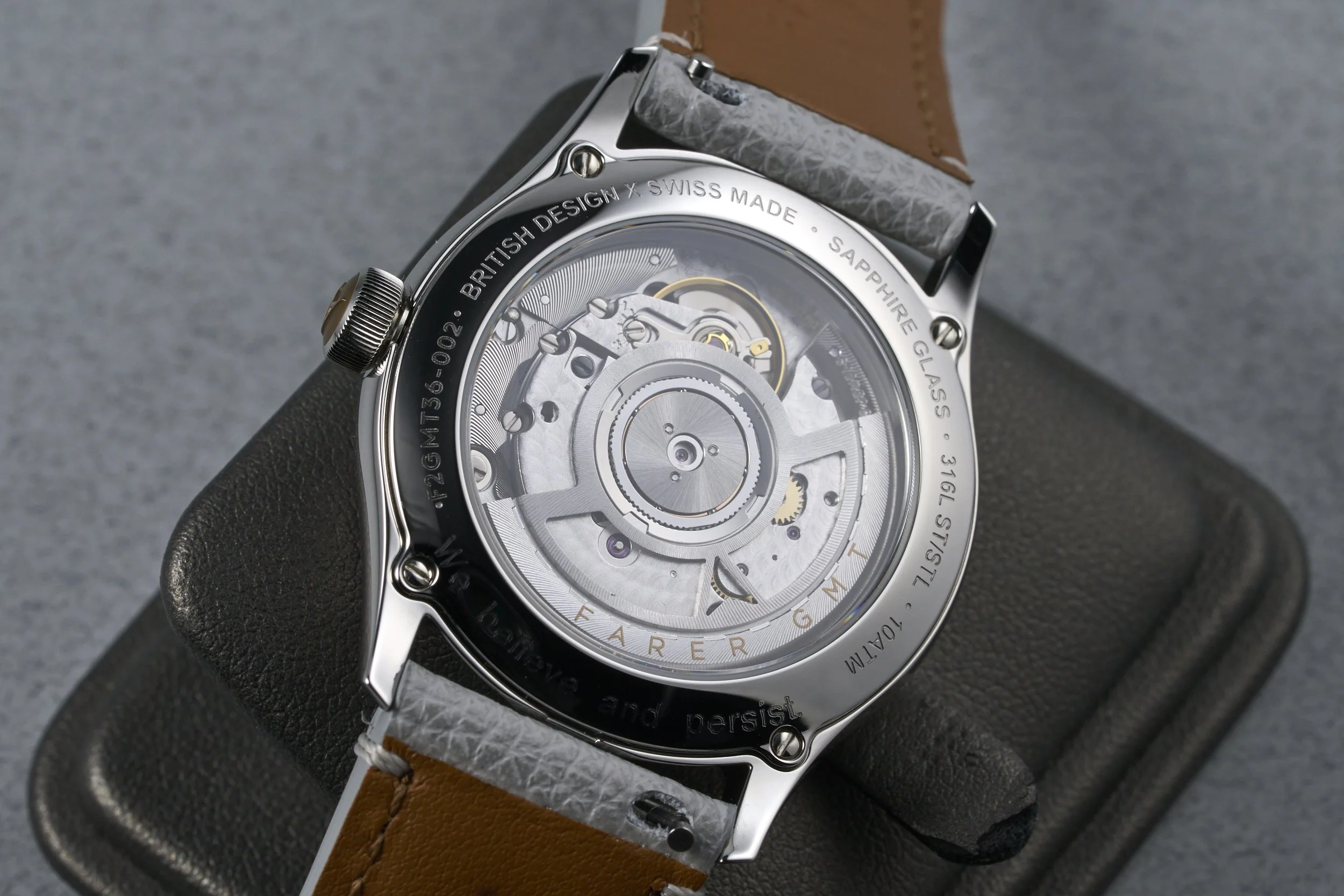 farer-lander.boxpapers-seacoast-blue.dial-2022-oysterpalace-OP2251-08.jpg
