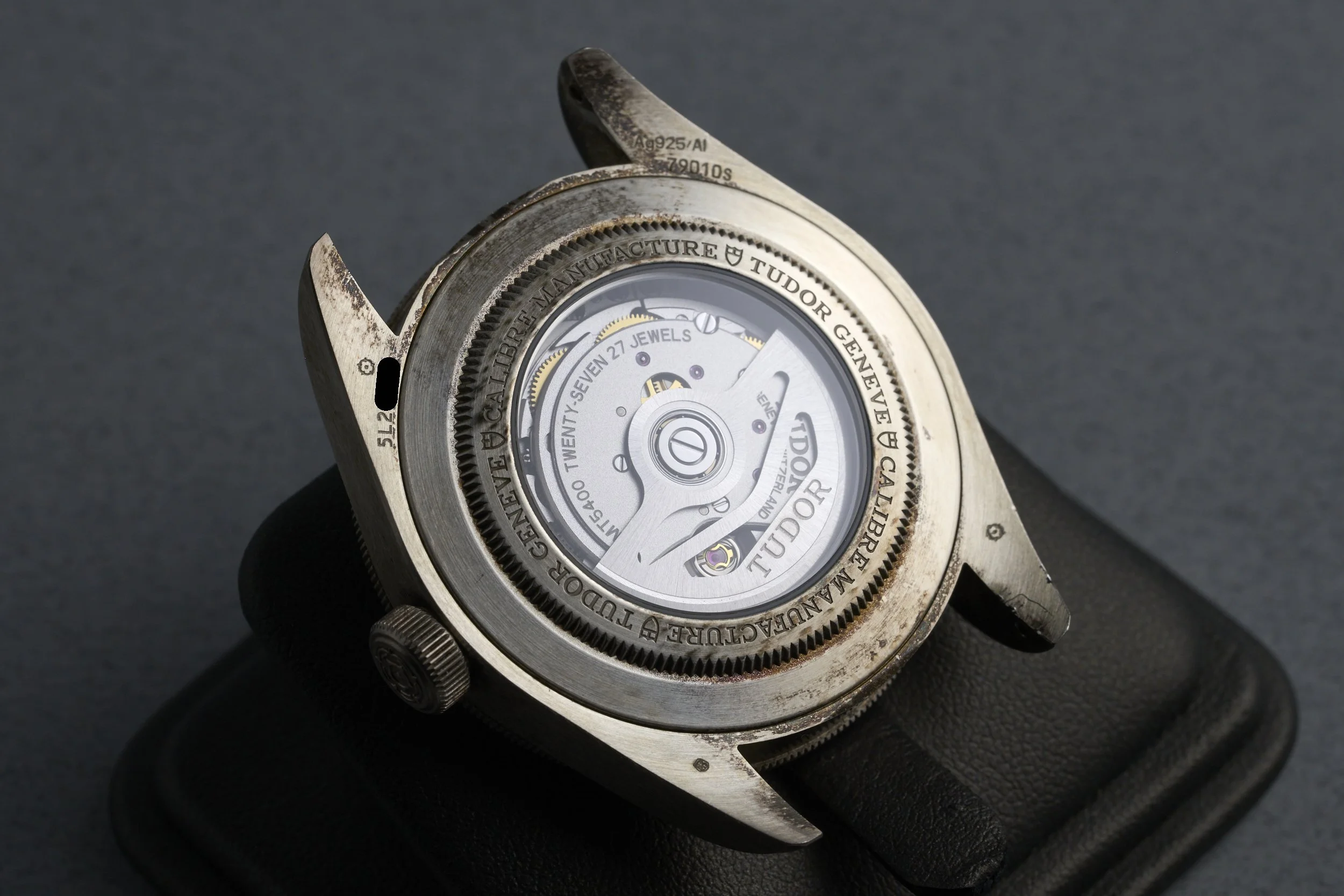 tudor-blackbay58.silver.boxpapers-79010SG-gray .dial-2021-oysterpalace-OP2219-07.jpg