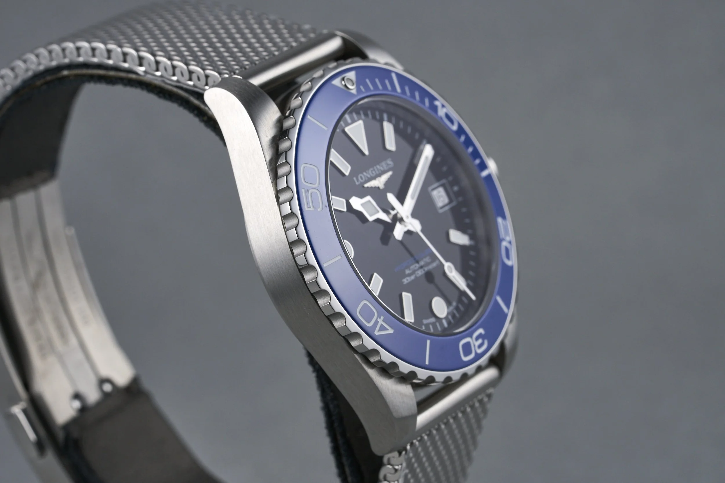 longines-hydroconquest.boxpapers-L3.779.4.90.6-black.dial-2026-oysterpalace-OP2331-05.jpg