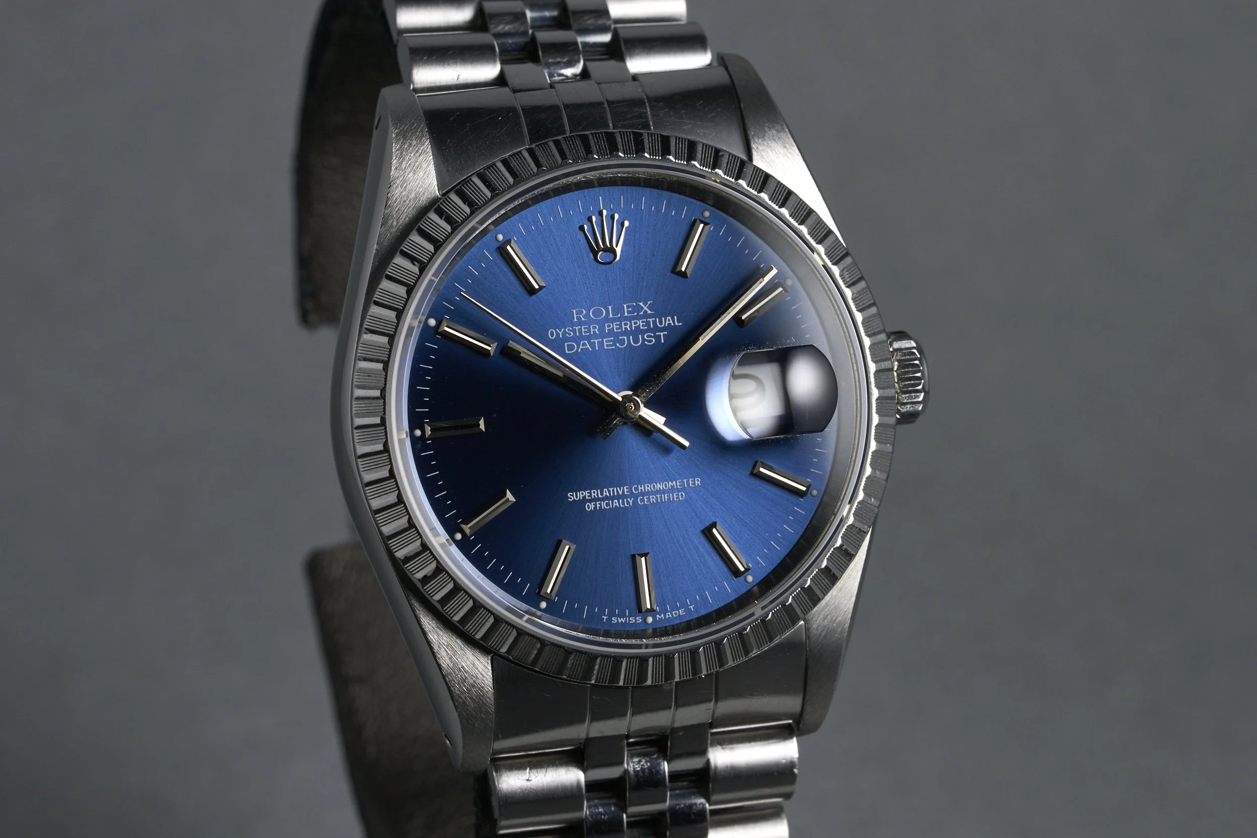 rolex-datejust-16220-blue.dial-1991.X-oysterpalace-OP2176-02.jpg