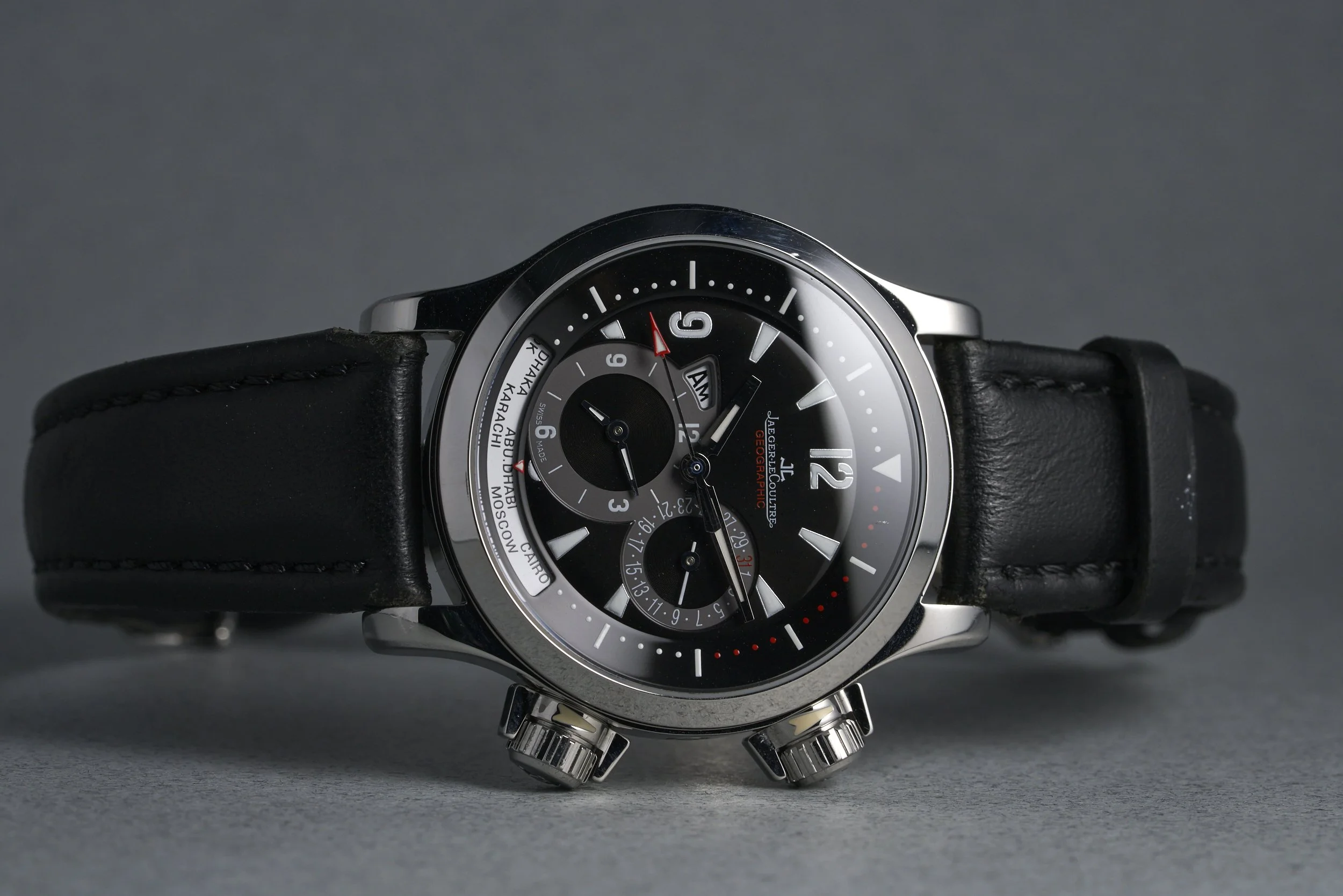 jlc-mastger.compressor.geographic-146.8.83-black.dial-2000s-oysterpalace-OP2216-09.jpg