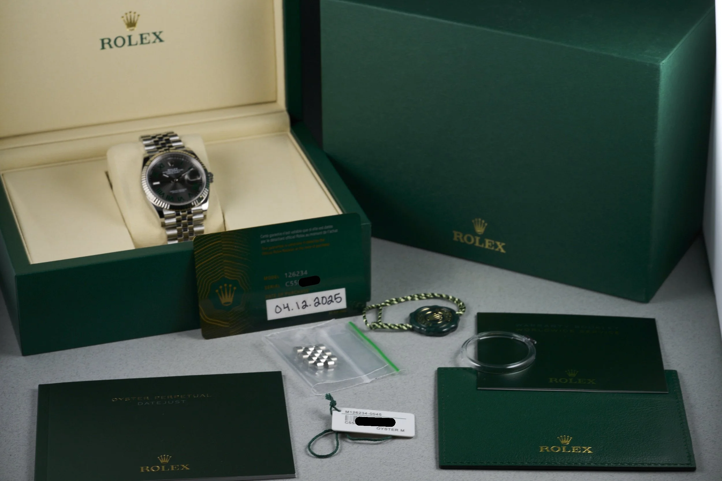 rolex-datejust.boxpapers-126234-wimbledon.dial-2025-oysterpalace-OP2337-10.jpg