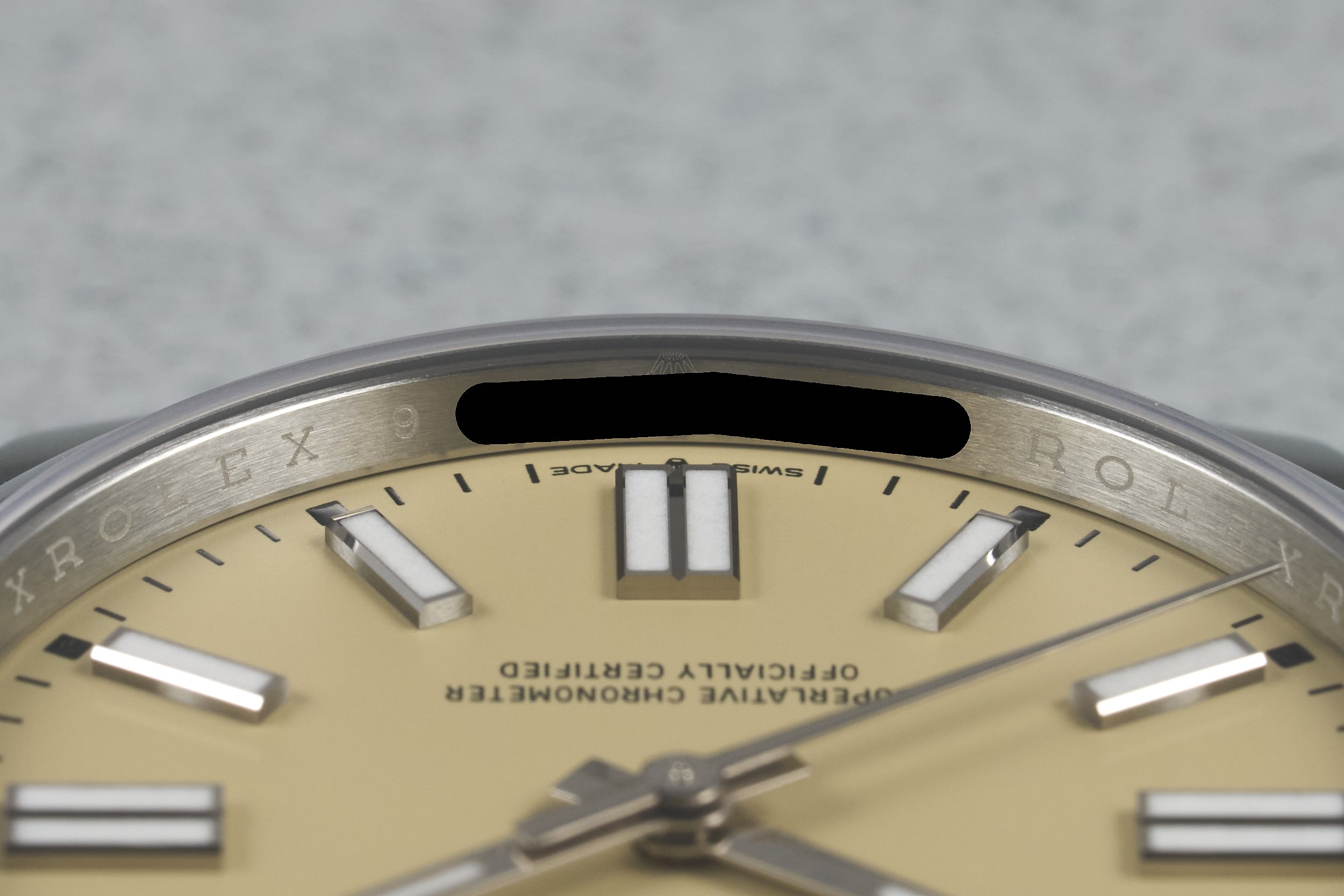 rolex-oysterperpetual.boxpapers-134300-beige.dial-2025-oysterpalace-OP2204-09.jpg