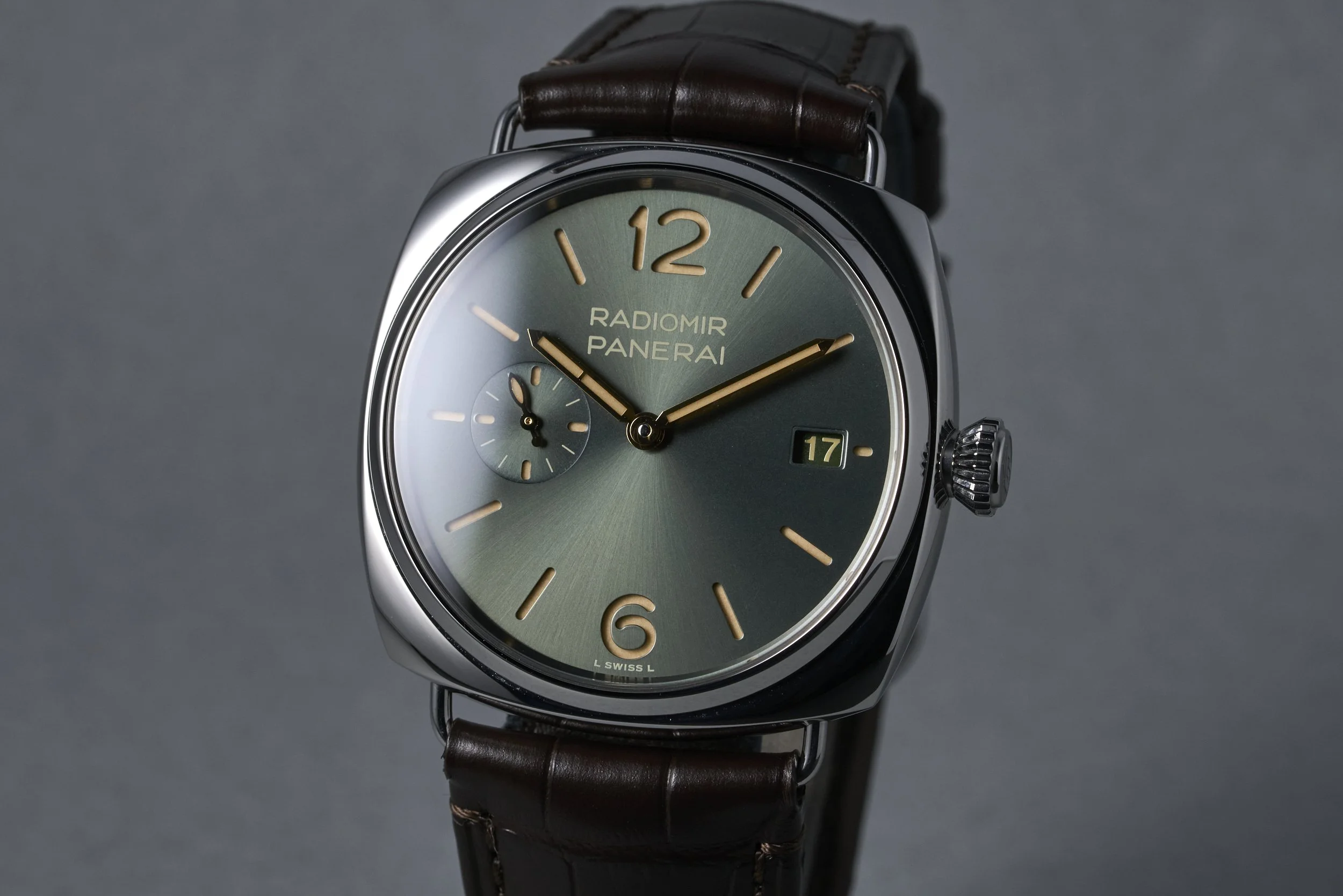 panerai-quaranta.boxpapers-PAM01573-green.dial-2025-oysterpalace-OP2345-03.jpg