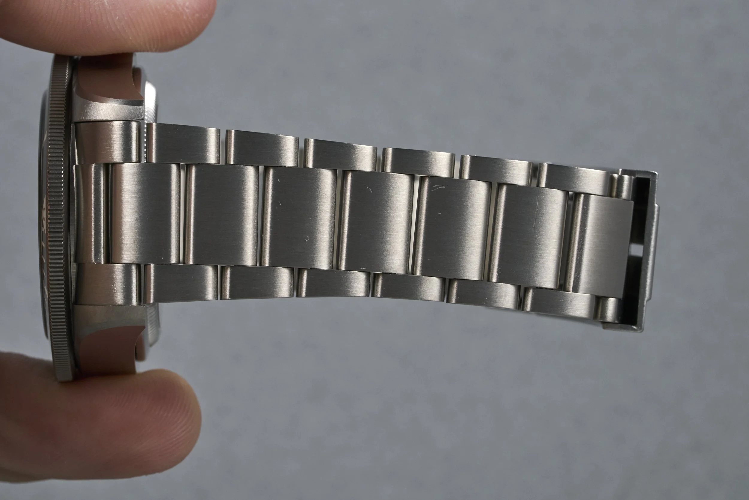 tudor-pelagos.LHC.titanium.boxpapers-25610TNL-black.dial-2018-oysterpalace-OP2263-07.jpg