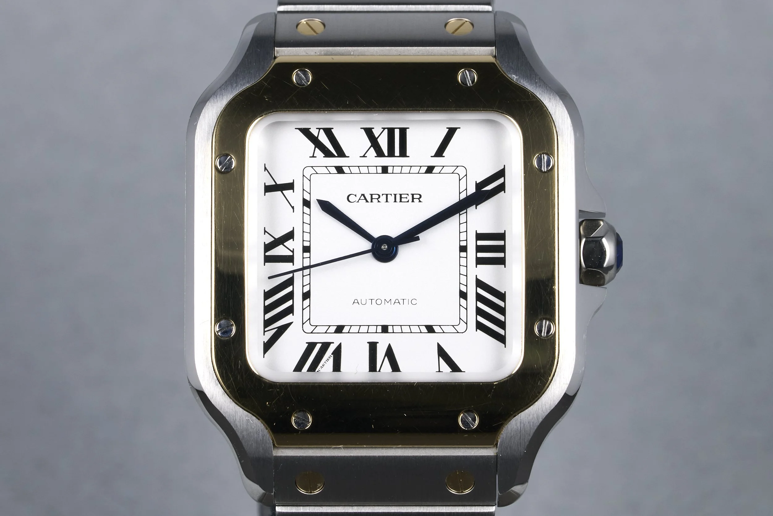 cartier-santos.medium.twotone.boxpapers-W2SA0016-silver.dial-2026-oysterpalace-OP2274-01.jpg