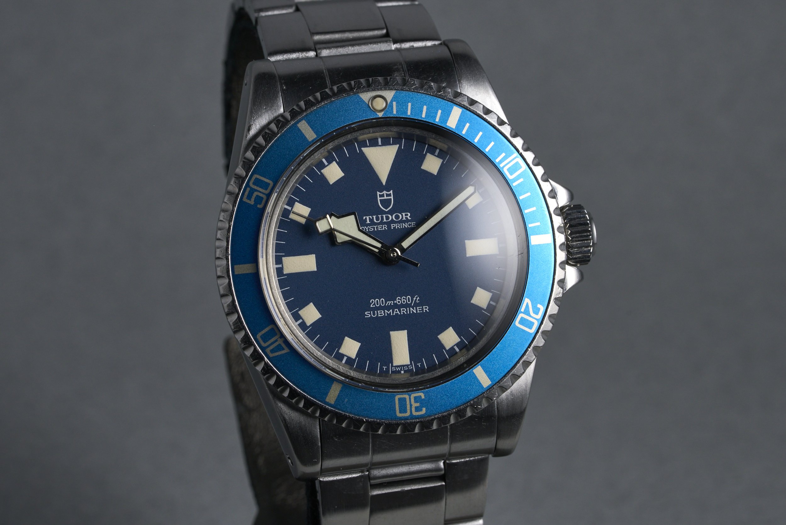 tudor-submariner-94010-blue.snowflake.dial-1980-oysterpalace-OP2214-02.jpg