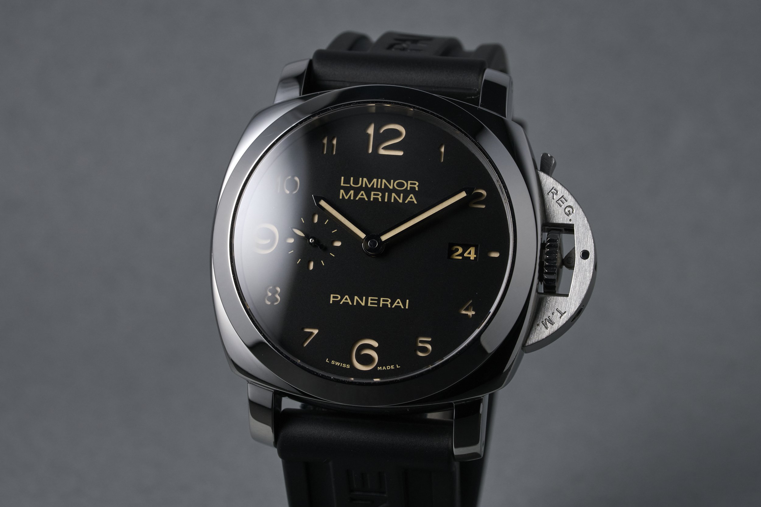 panerai-luminor.marina.boxpapers-PAM00359-sandwich.dial-2010-oysterpalace-OP2342-03.jpg