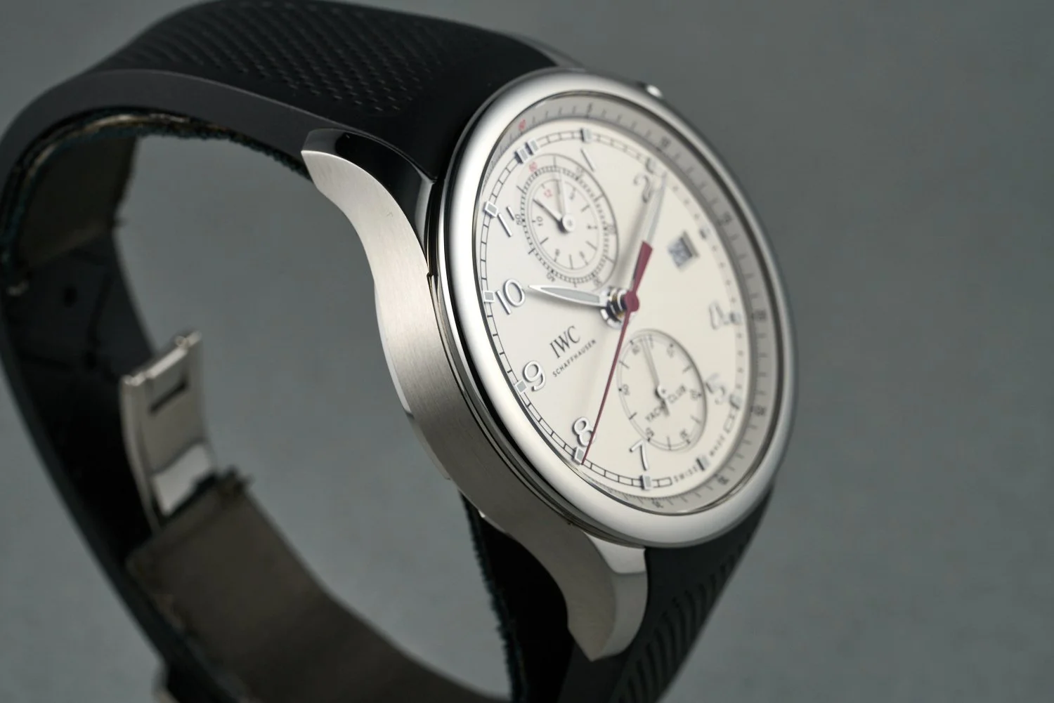 iwc-yachtclub.chrono.boxpapers-IW390502-white.dial-2021-oysterpalace-OP2221-05.jpg