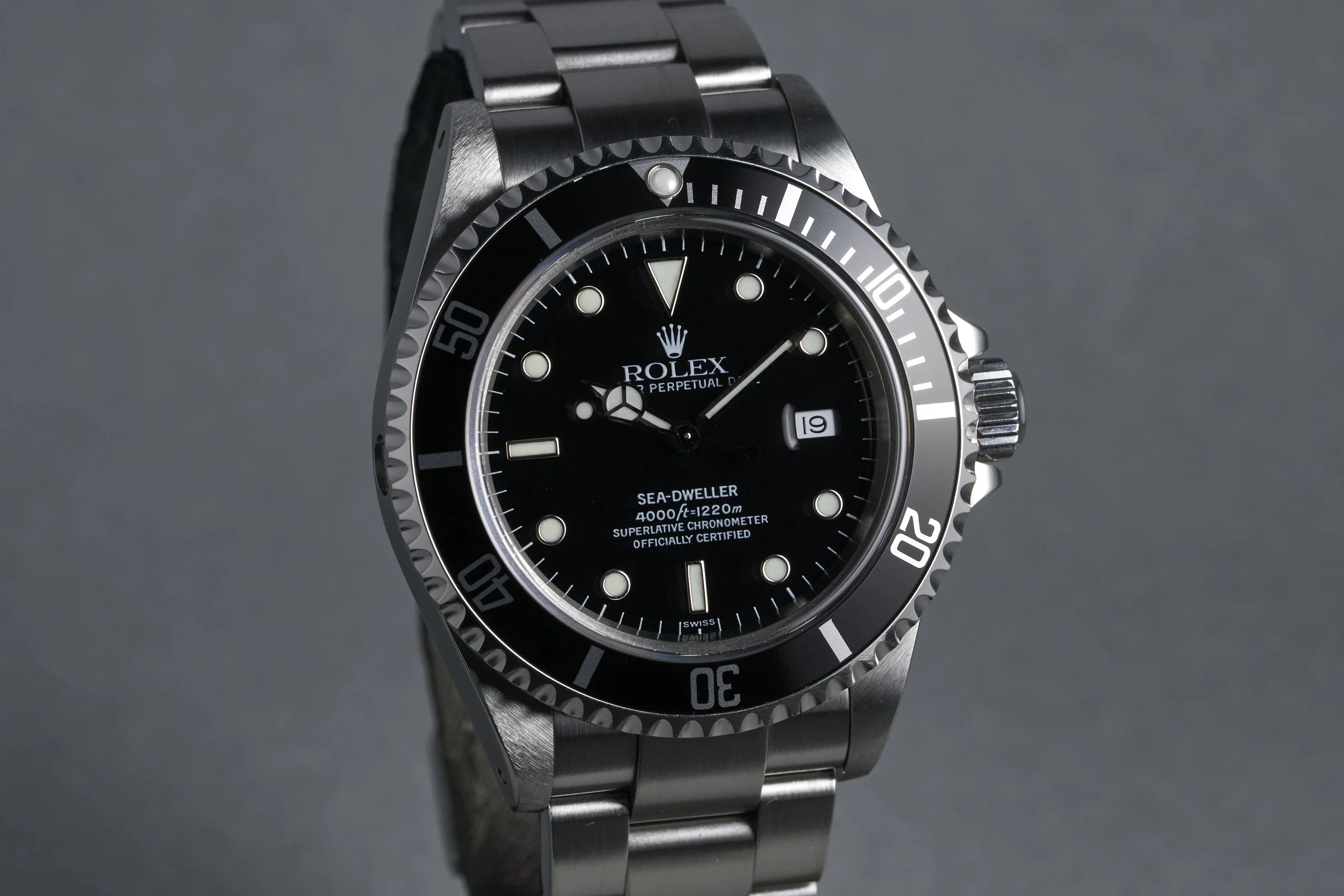 rolex-seadweller.boxpapers-16600-swiss.dial-1999.A-oysterpalace-OP2304-02.jpg