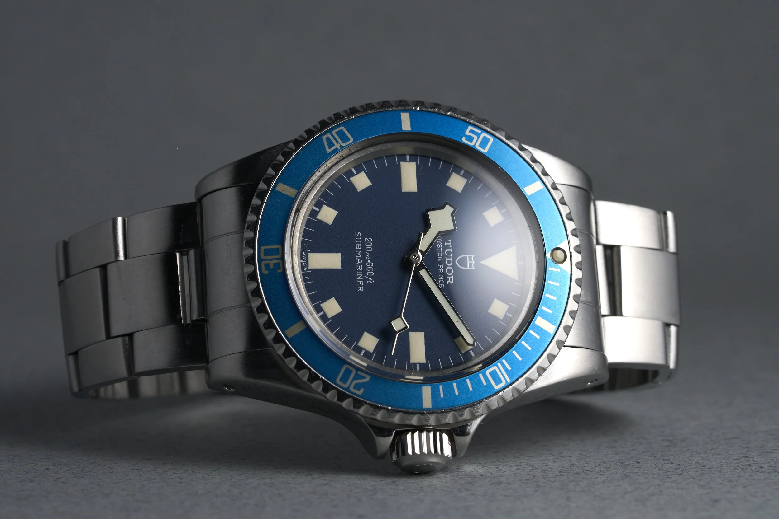 tudor-submariner-94010-blue.snowflake.dial-1980-oysterpalace-OP2214-16.jpg