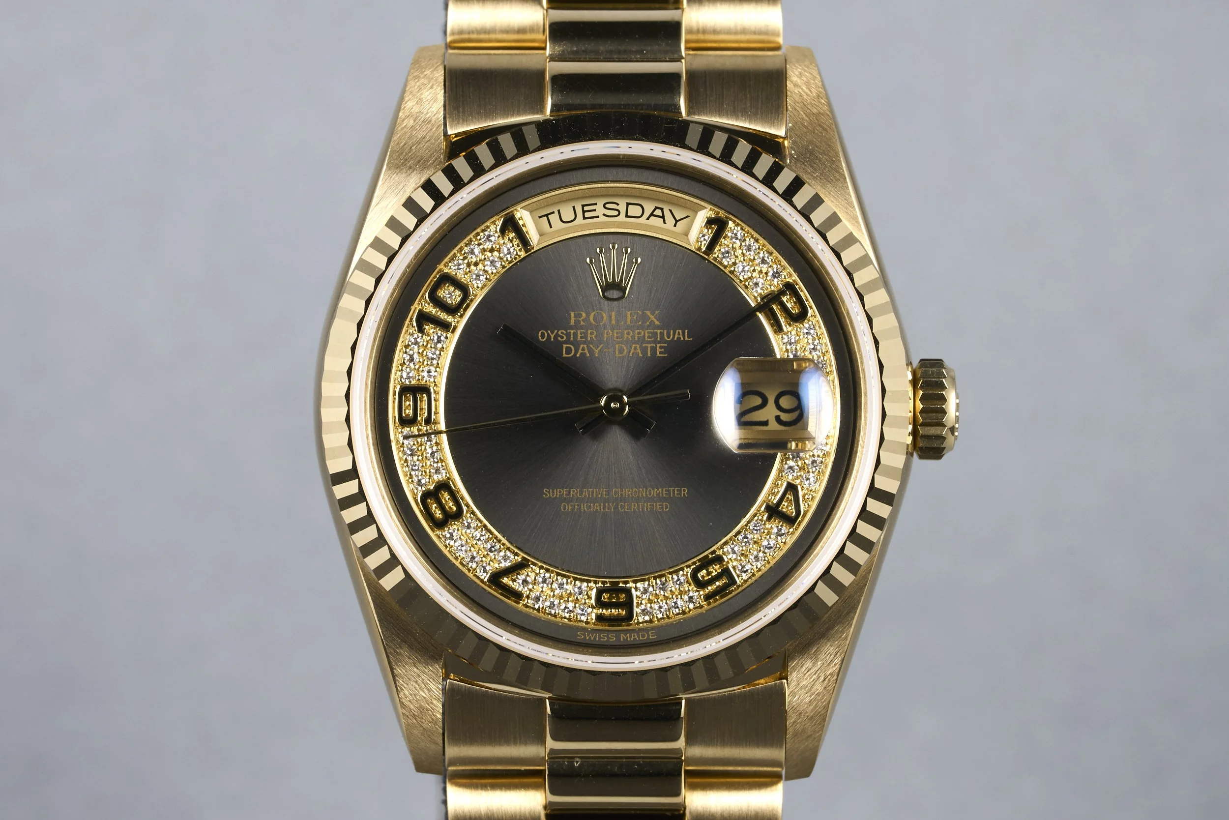 rolex-daydate.yellowgold.rscpapers-18238-arabic.myriad.dial-1988.L-oysterpalace-OP2283-01.jpg