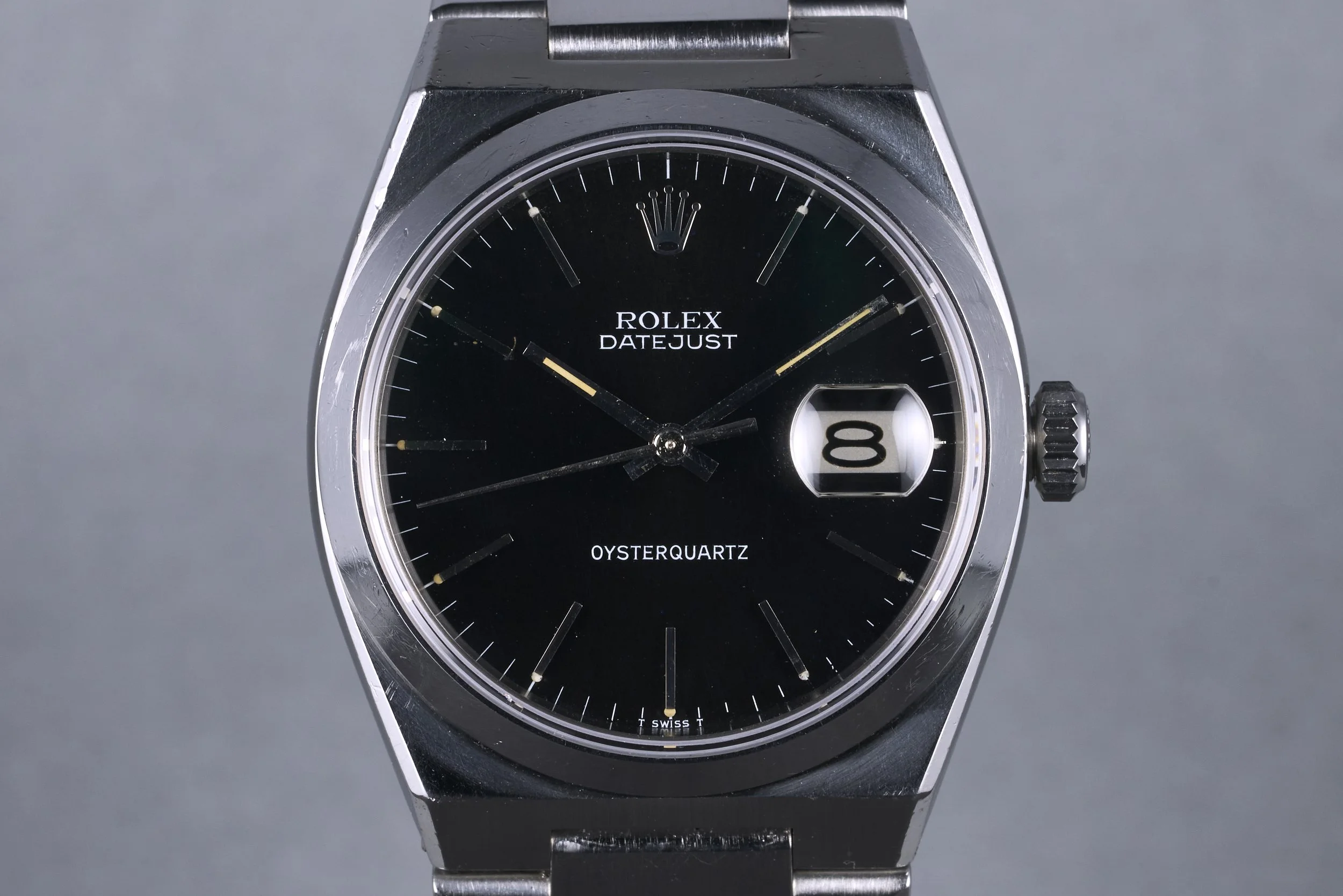 rolex-oysterquartz.servicepapers-17000-black.dial-5.2miill-oysterpalace-OP2267-01.jpg