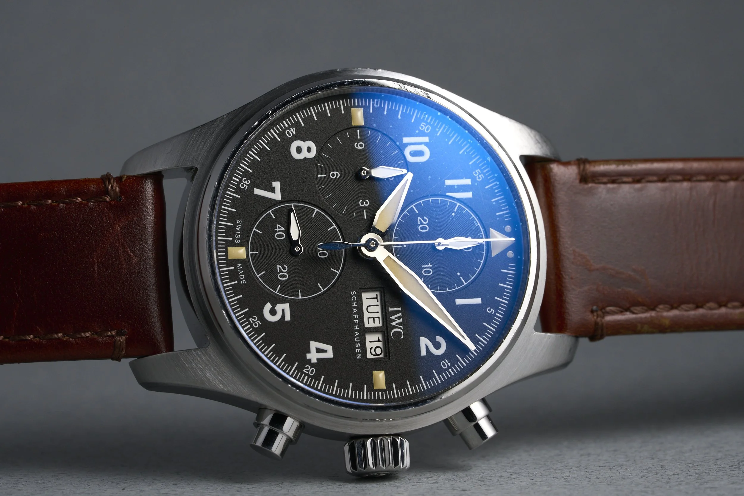 iwc-spitfire.chrono-IW387901-black.dial-2020s-oysterpalace-OP2311-10.jpg